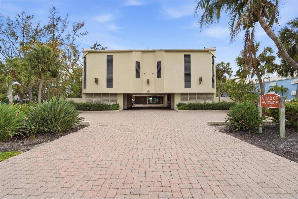 5611 GULF OF MEXICO DR #3, Longboat Key, FL 34228