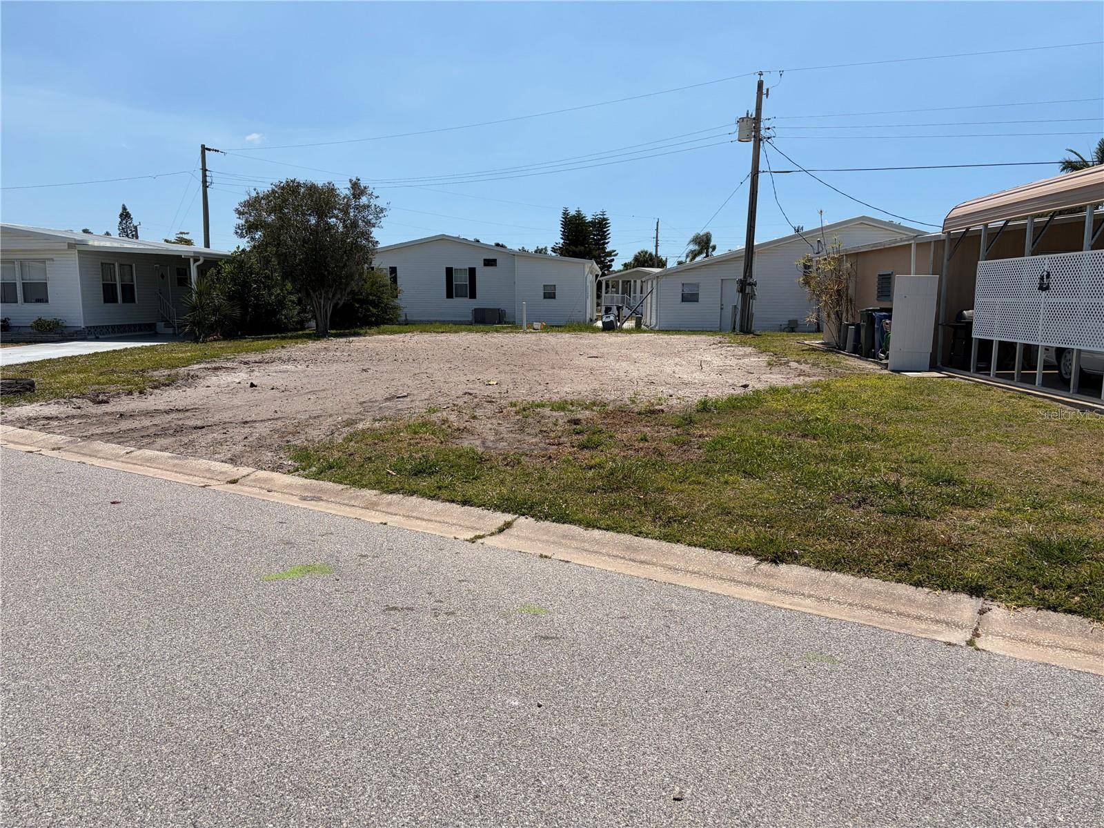 4913 OAKLAND HILLS AVE, Sarasota, FL 34234