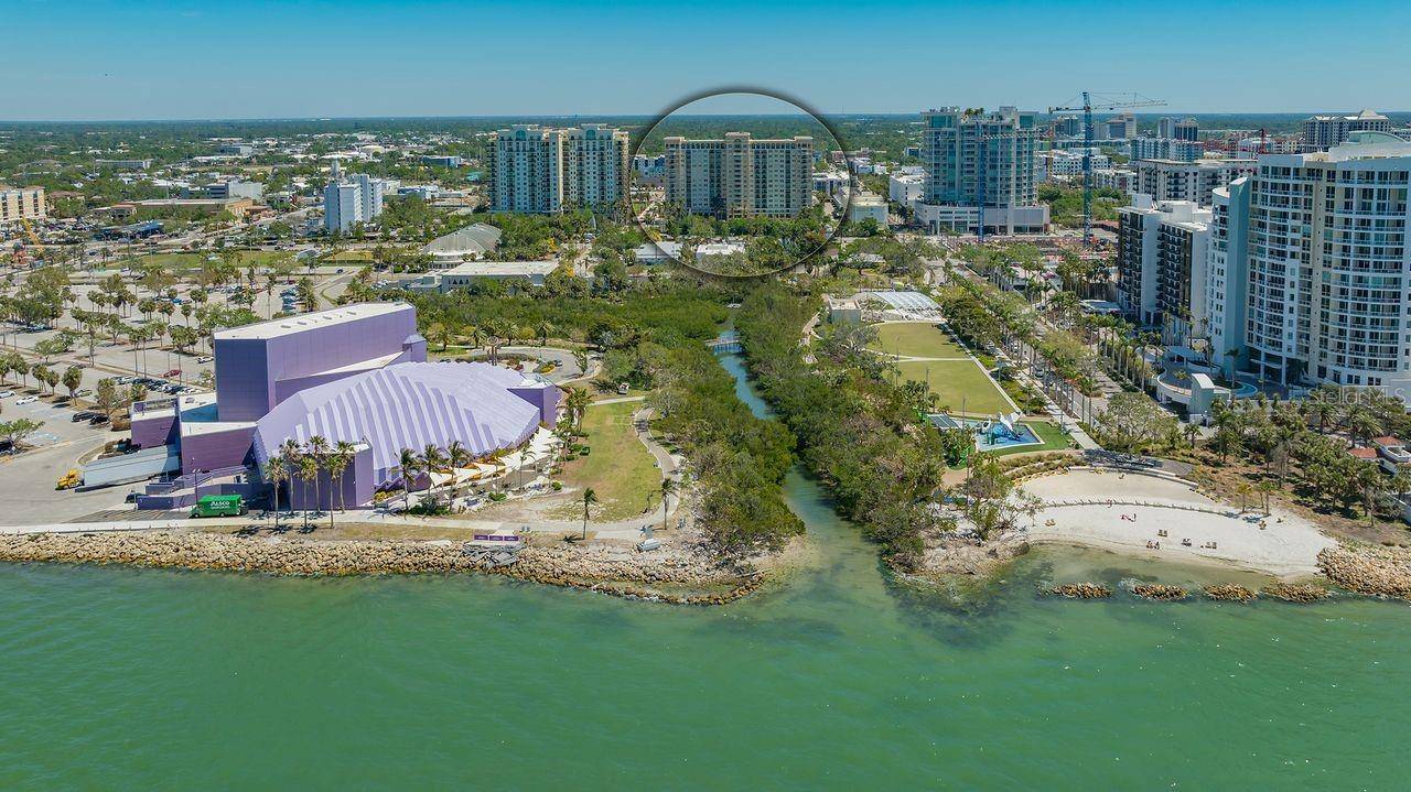 750 N TAMIAMI TRL #PH08, Sarasota, FL 34236