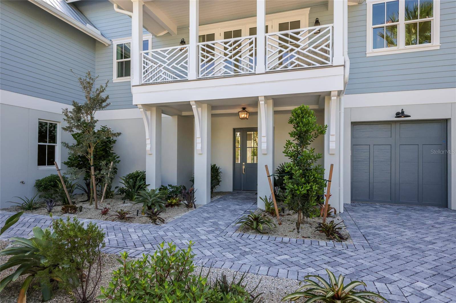 215 SYCAMORE AVE, Anna Maria, FL 34216