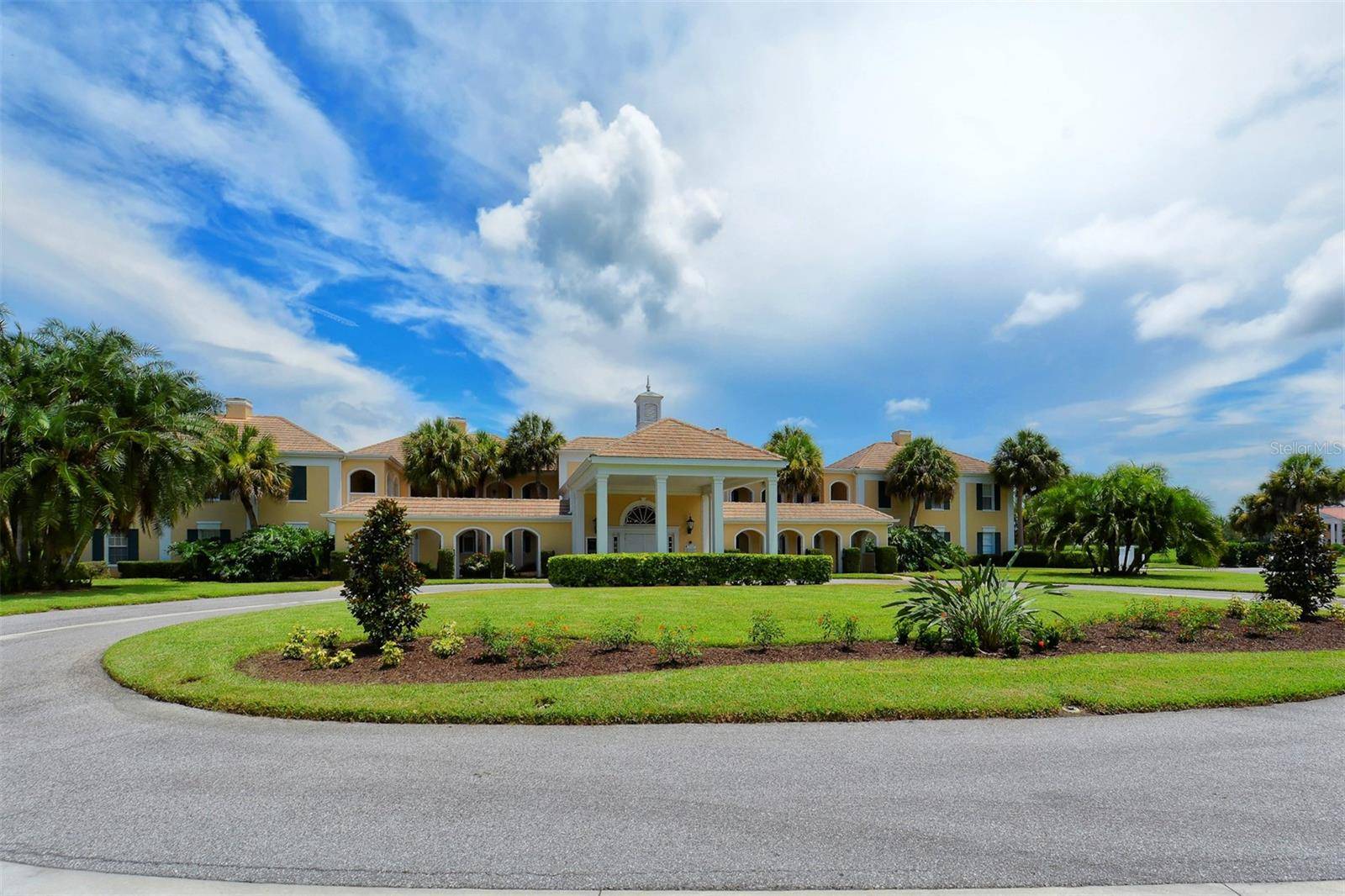 51 MACEWEN DR #5, Osprey, FL 34229