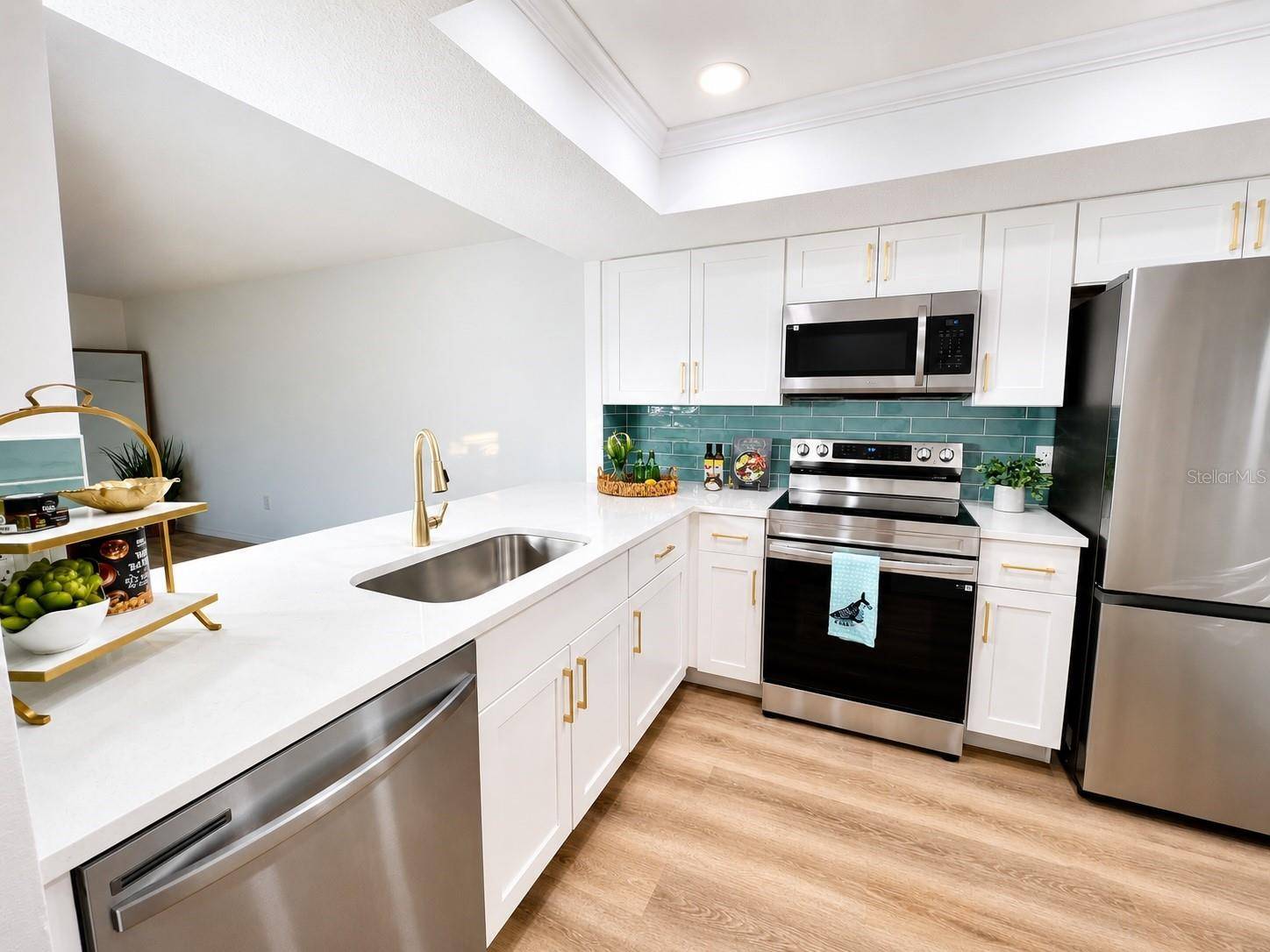 3504 BENEVA RD #206, Sarasota, FL 34232