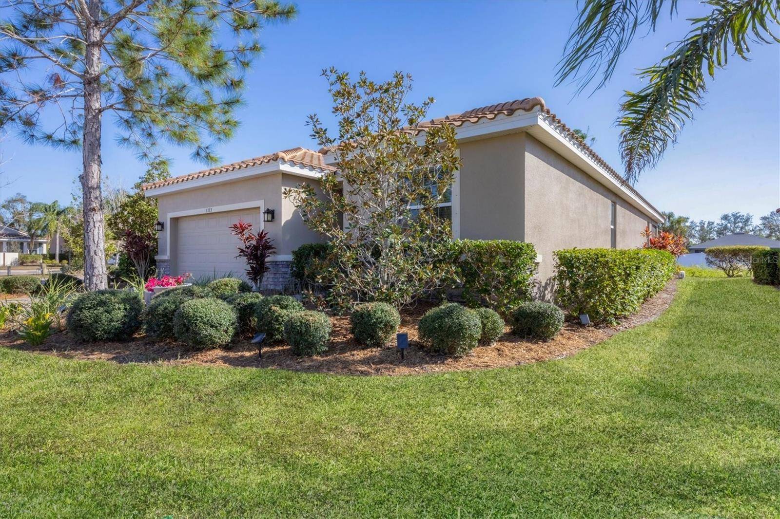 5333 CHARLIE BROWN LN, Sarasota, FL 34233