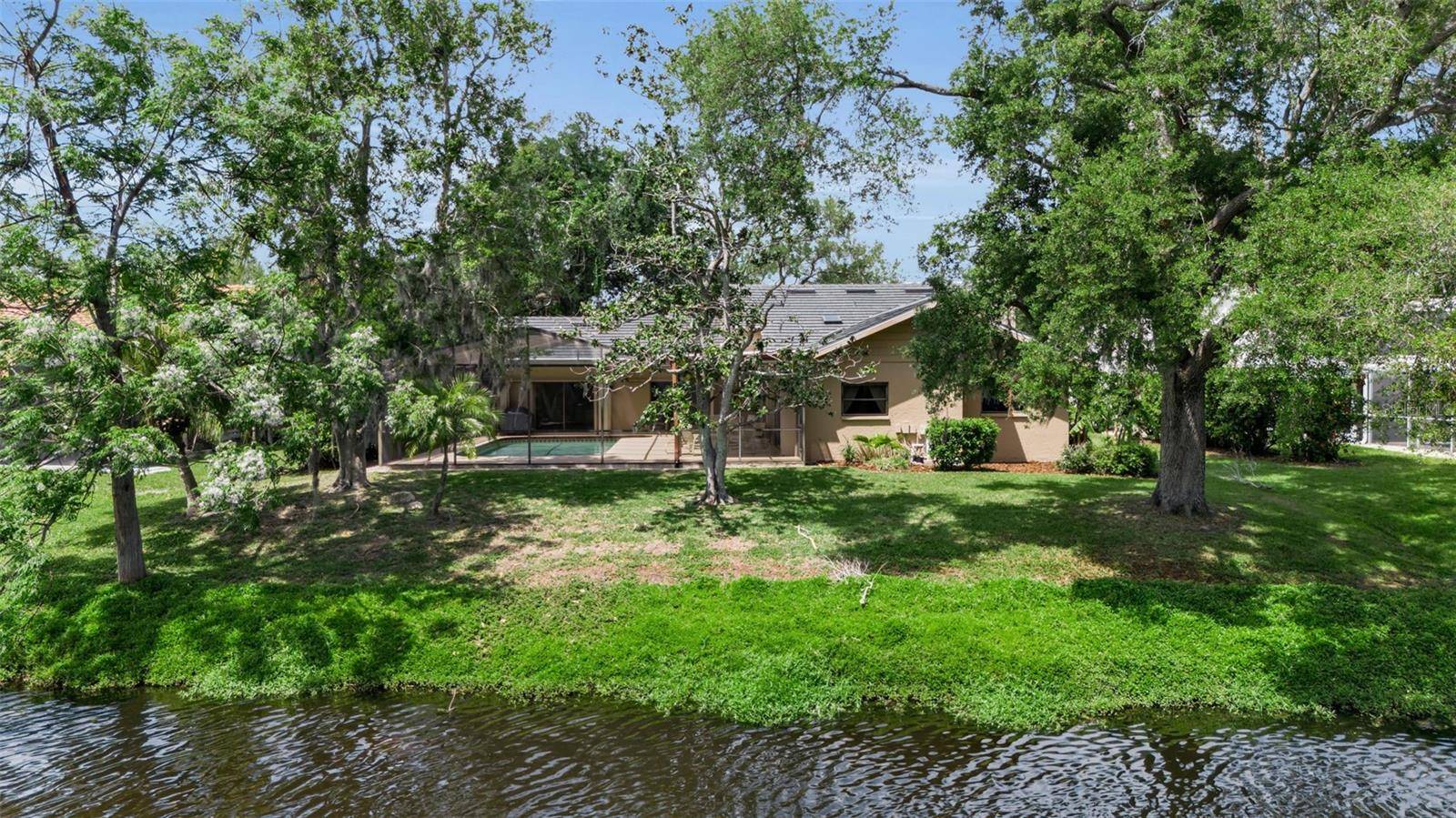 1732 PINE HARRIER CIR, Sarasota, FL 34231