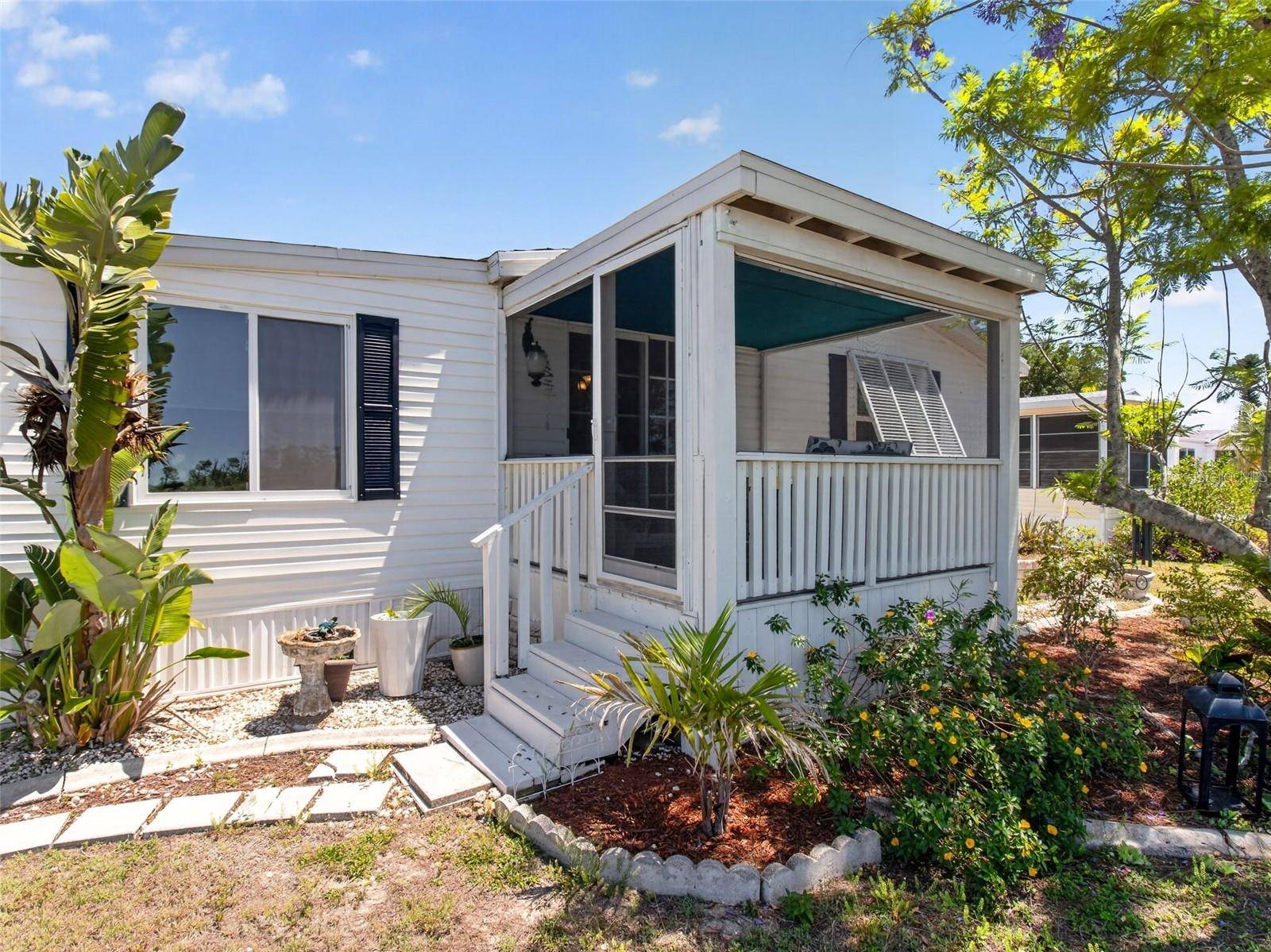3949 RUSSELL AVE, Port Charlotte, FL 33953
