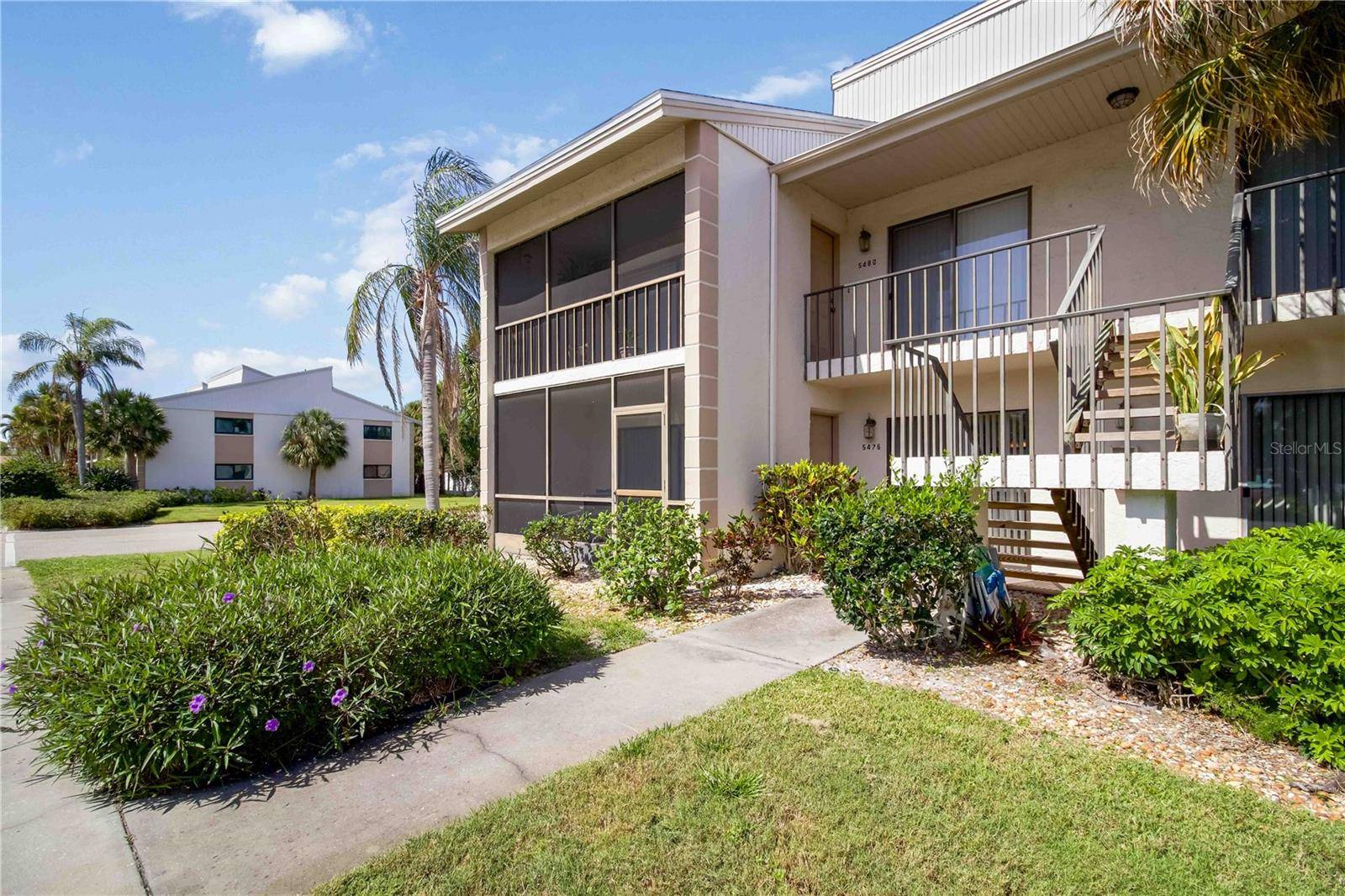 5476 SWIFT RD #19, Sarasota, FL 34231