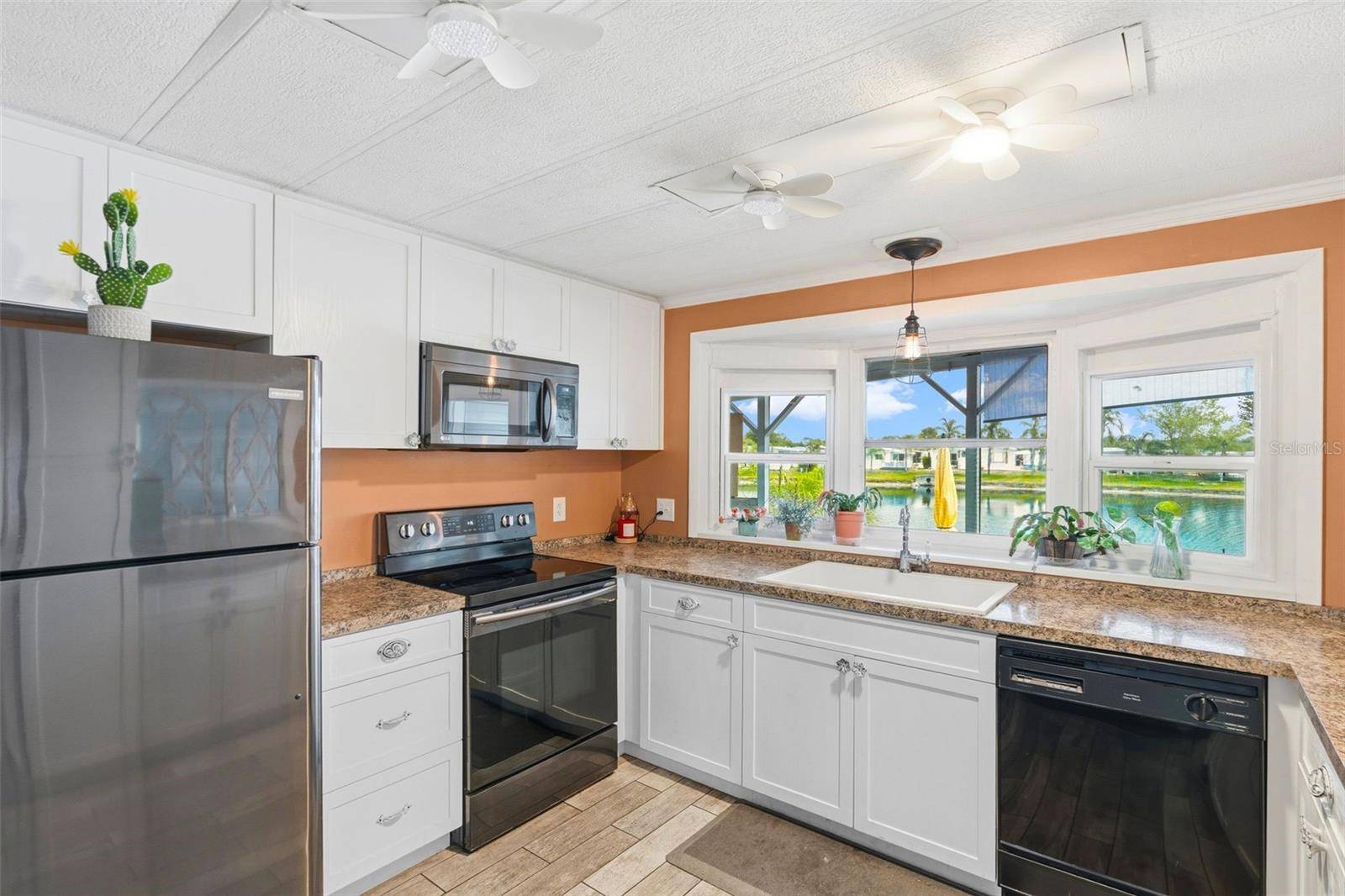 970 JOLANDA CIR, Venice, FL 34285