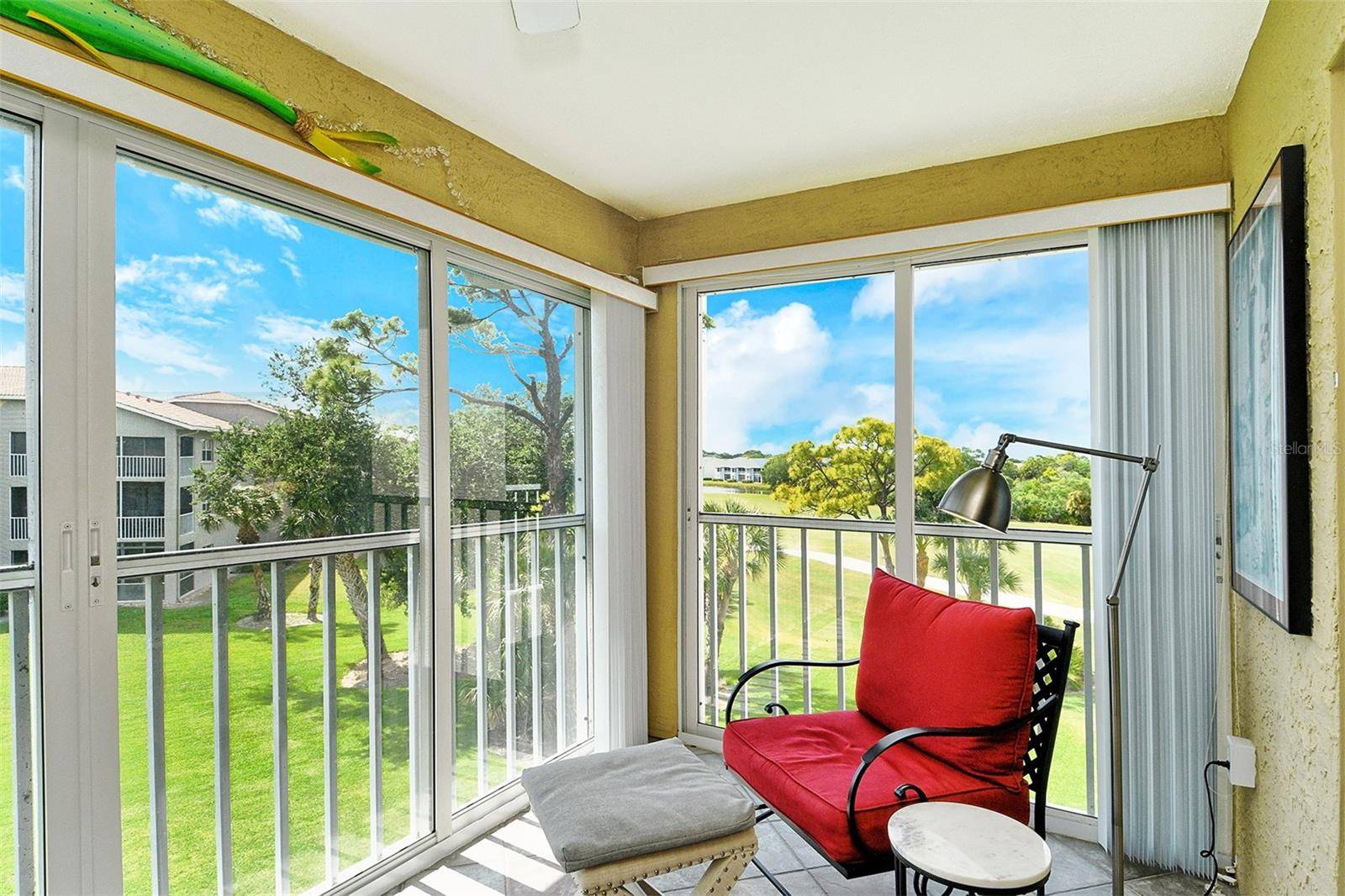 9610 CLUB SOUTH CIR #4302, Sarasota, FL 34238