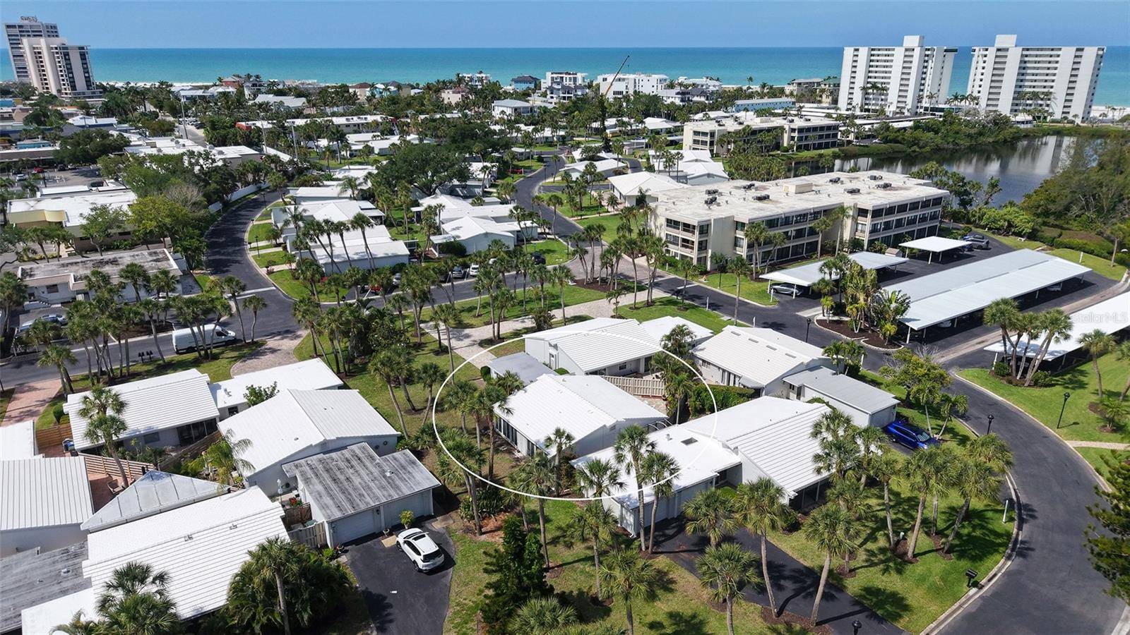 206 HOURGLASS WAY #V10, Sarasota, FL 34242