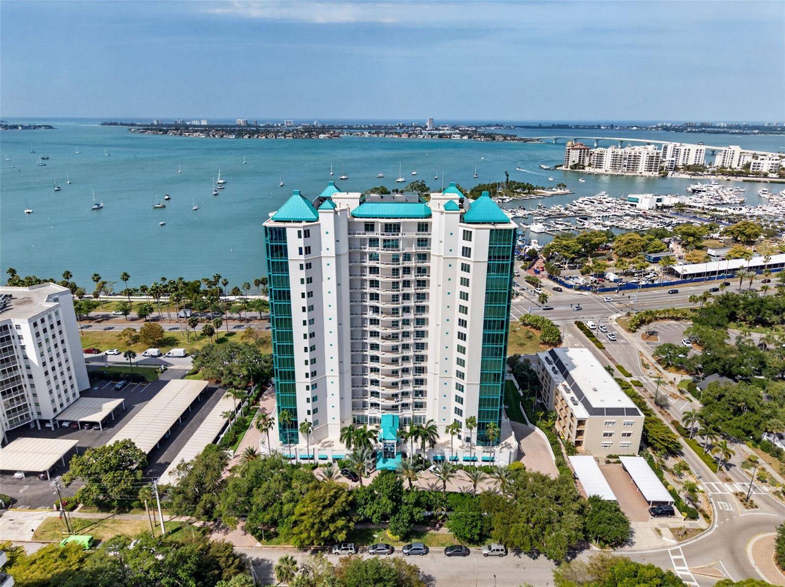 340 S PALM AVE #14, Sarasota, FL 34236