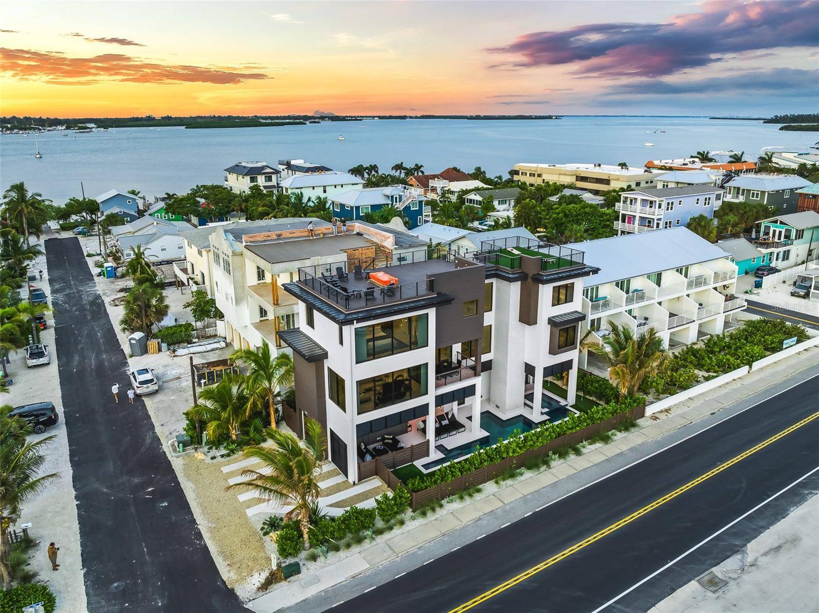 101 7TH ST S, Bradenton Beach, FL 34217
