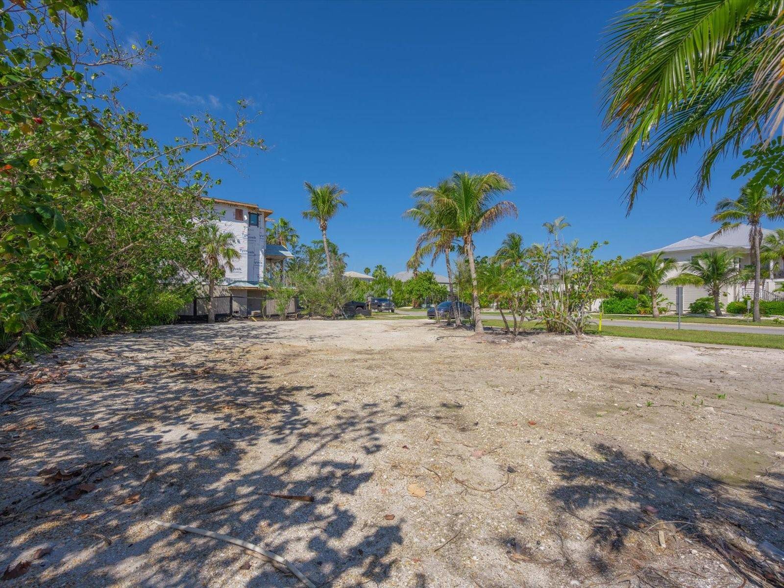 720 BROADWAY ST, Longboat Key, FL 34228