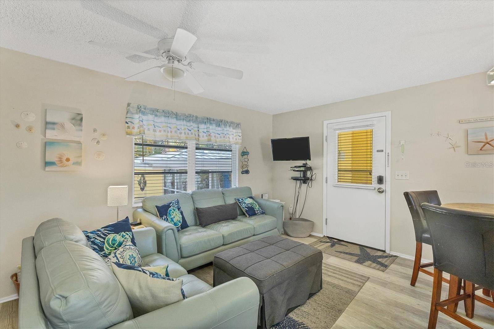301 AVENIDA MADERA #A, Sarasota, FL 34242