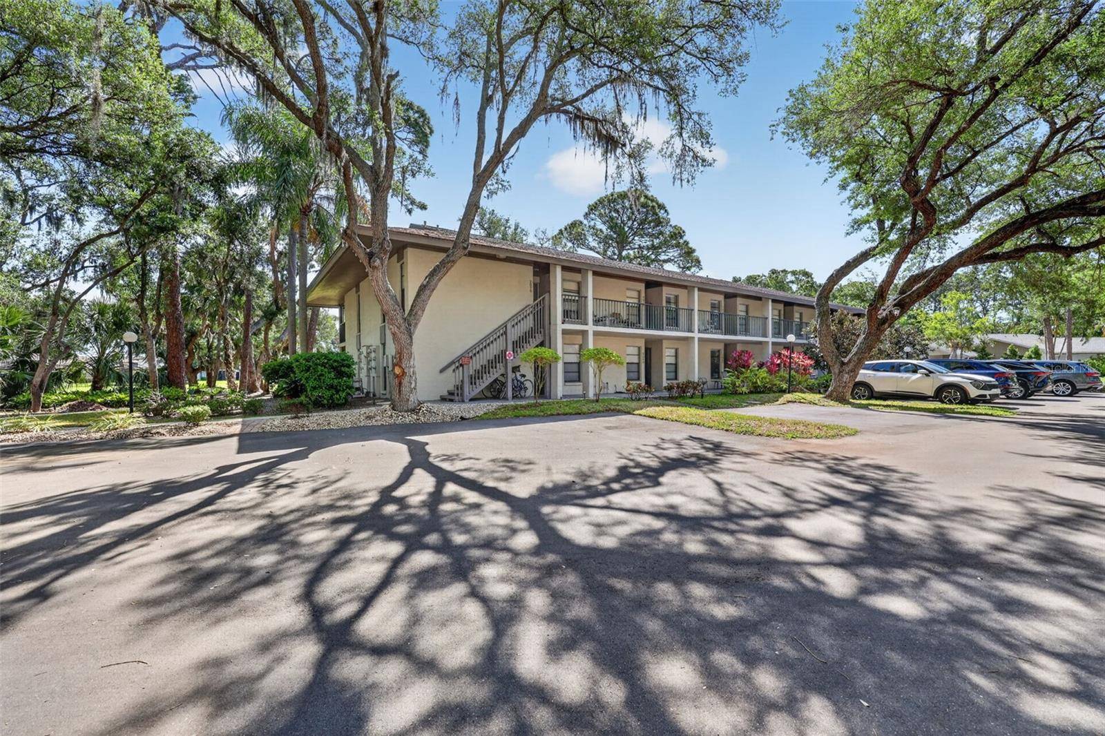 3061 QUAIL HOLW ## 35, Sarasota, FL 34235