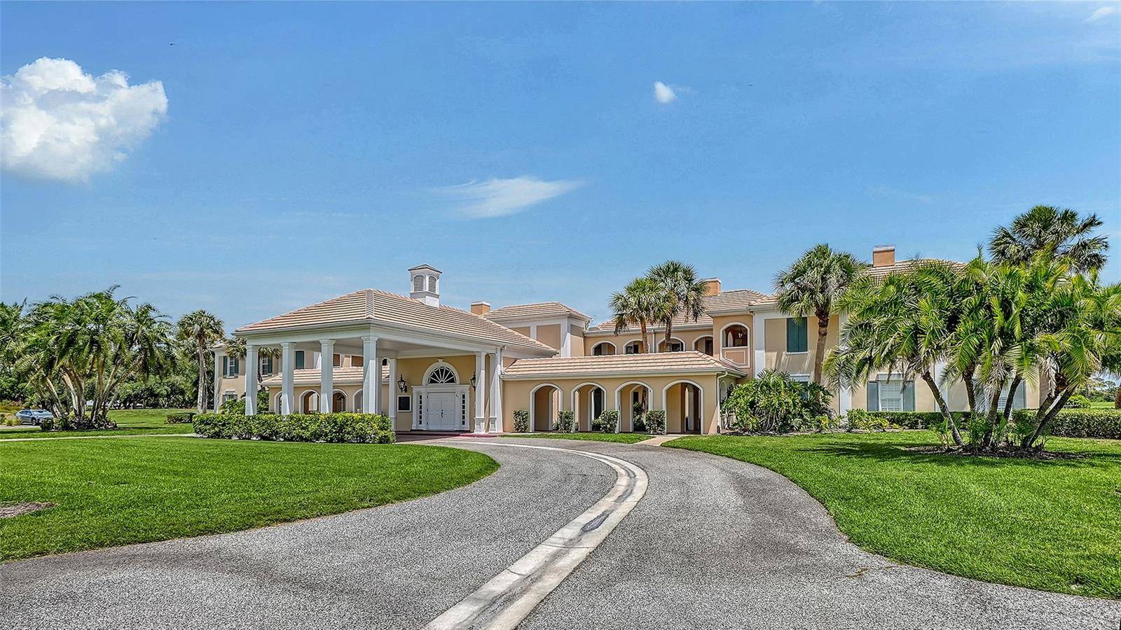 51 MACEWEN DR #12, Osprey, FL 34229