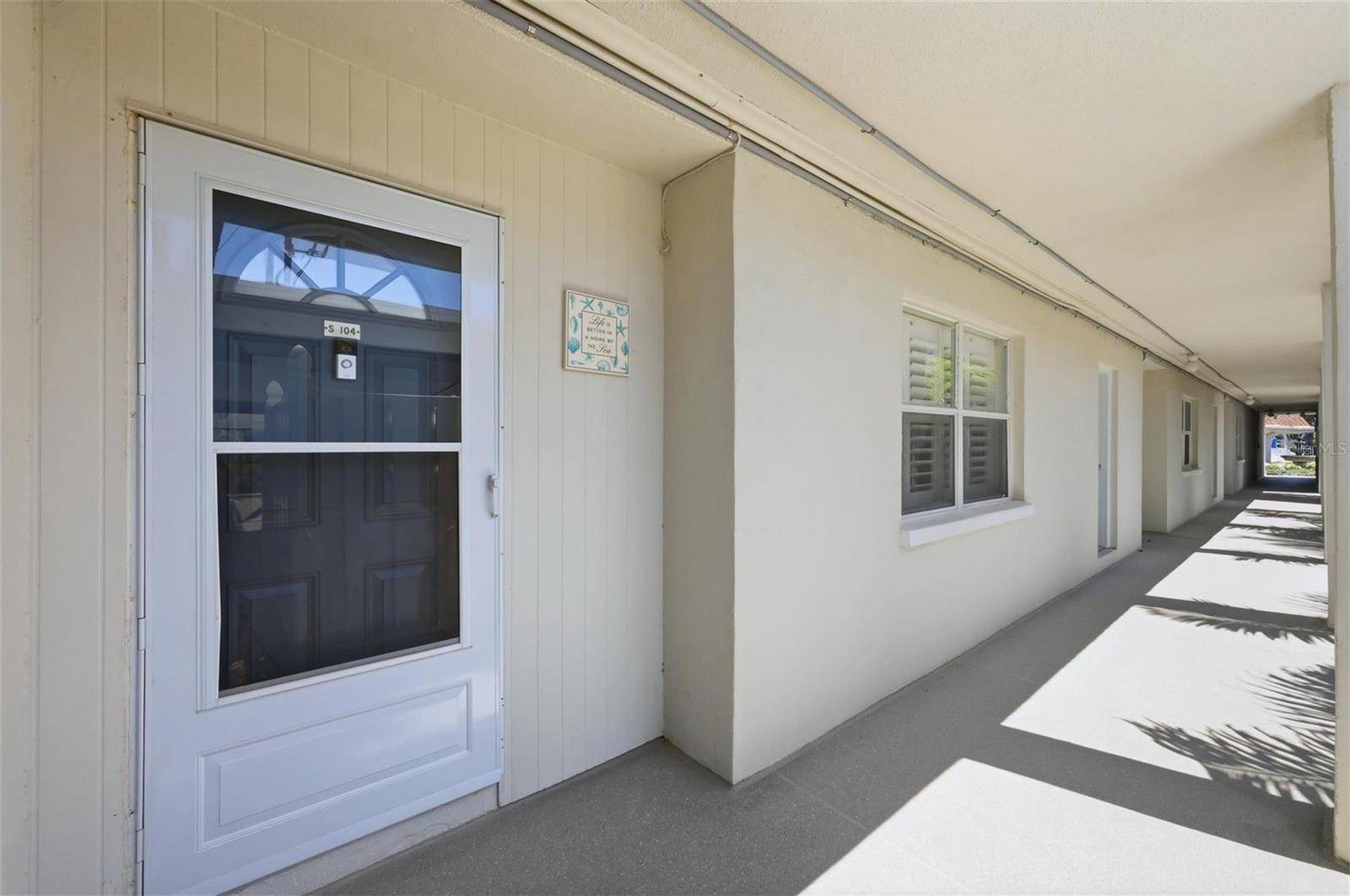 2110 BENJAMIN FRANKLIN DR #104, Sarasota, FL 34236