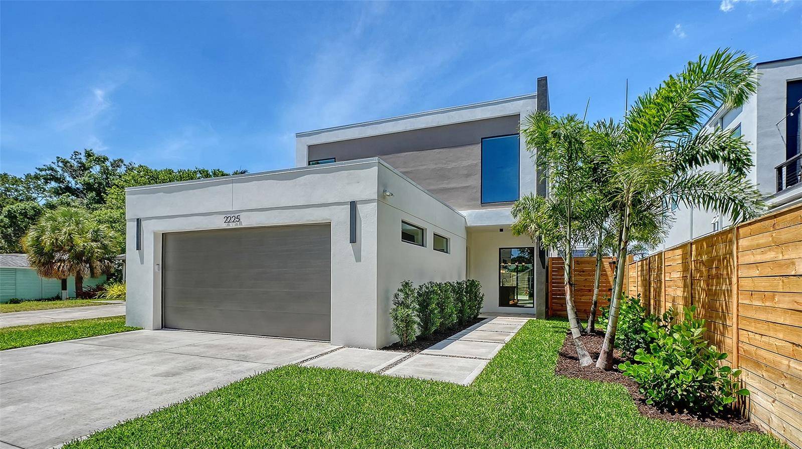 2225 FLORINDA ST, Sarasota, FL 34231