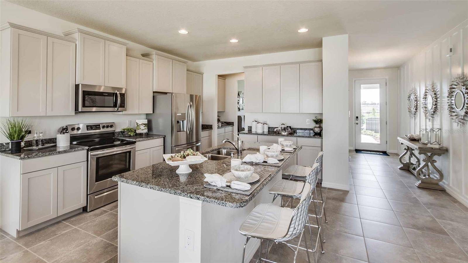 18230 GANDER TER, Lakewood Ranch, FL 34211