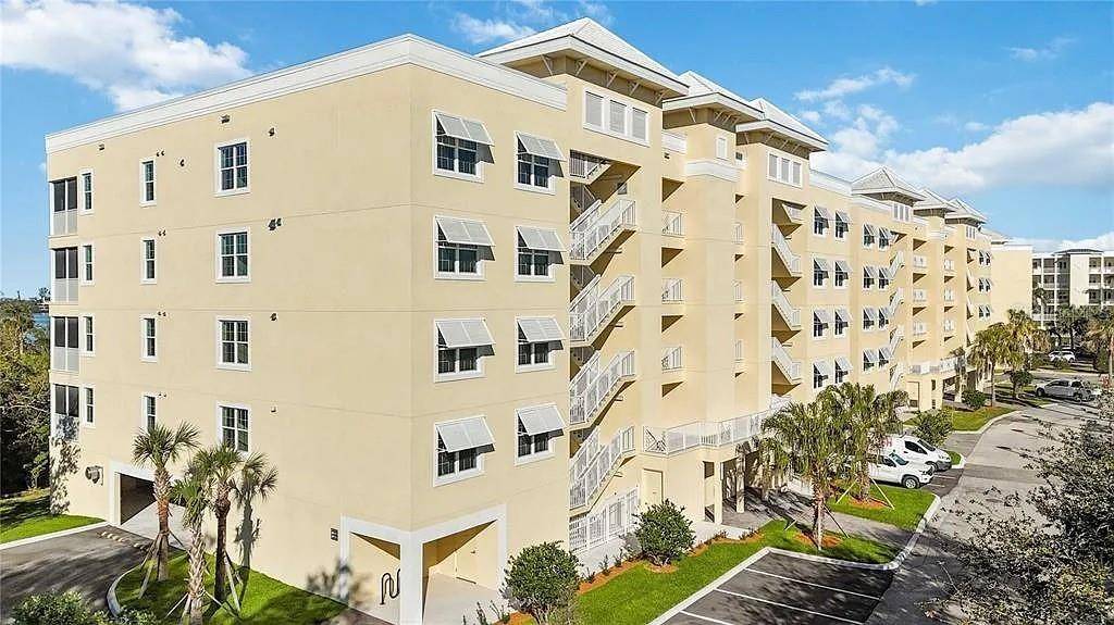 280 HIDDEN BAY DR #302, Osprey, FL 34229
