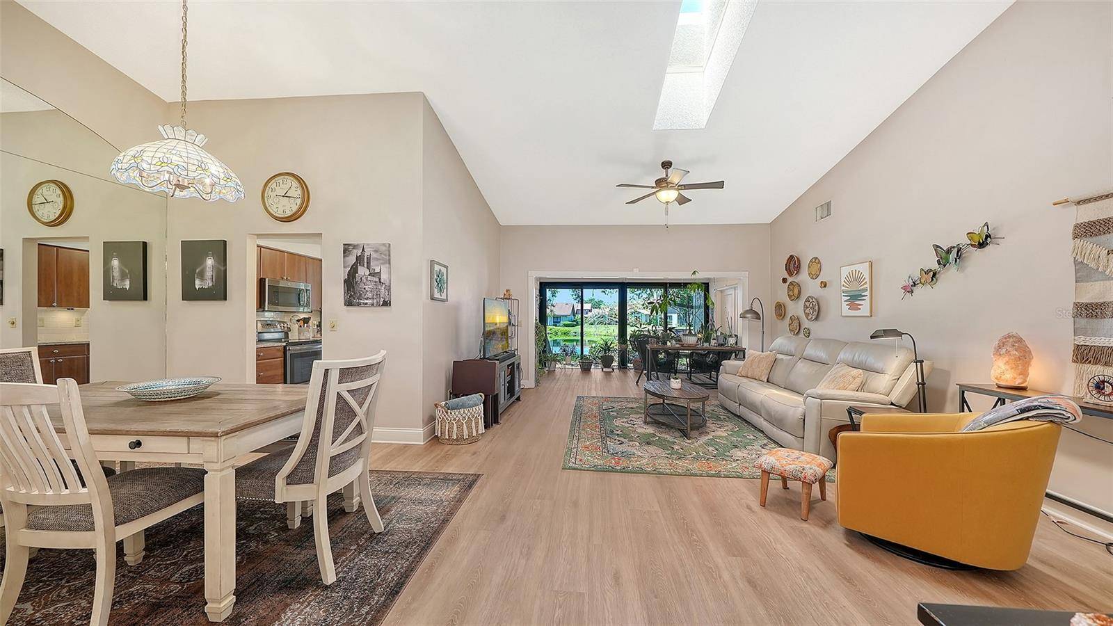 6048 WILSHIRE BLVD #2, Sarasota, FL 34238