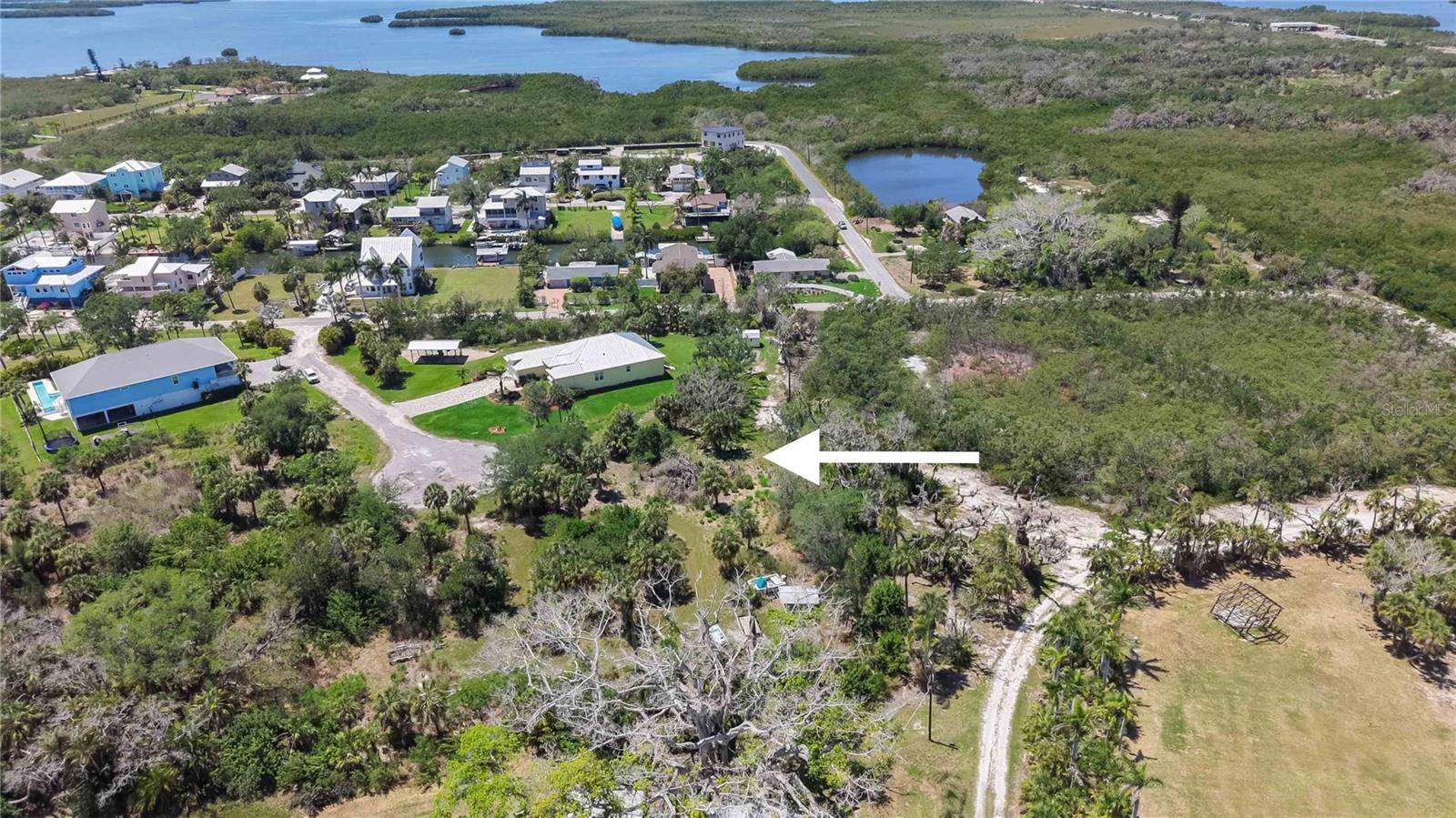 1910 KENNEDY CT, Terra Ceia, FL 34250