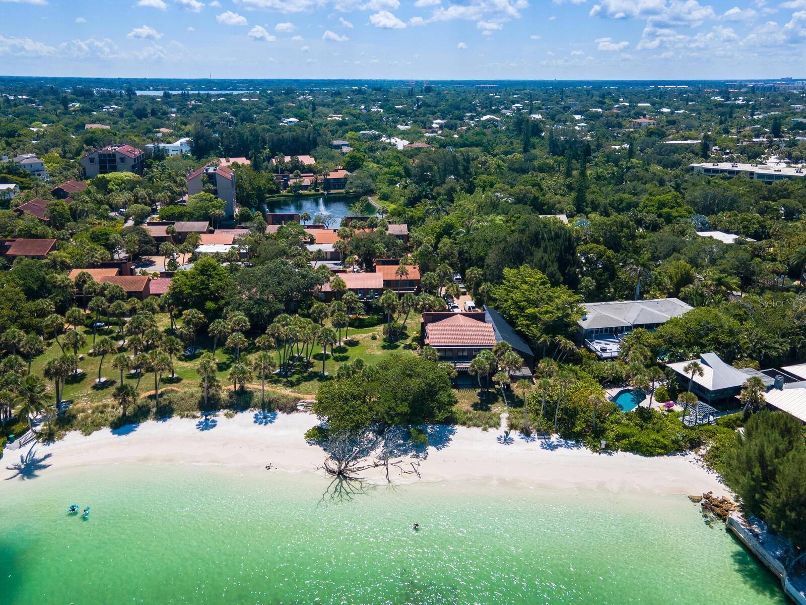 22 SANDY COVE RD #APT 203, Sarasota, FL 34242