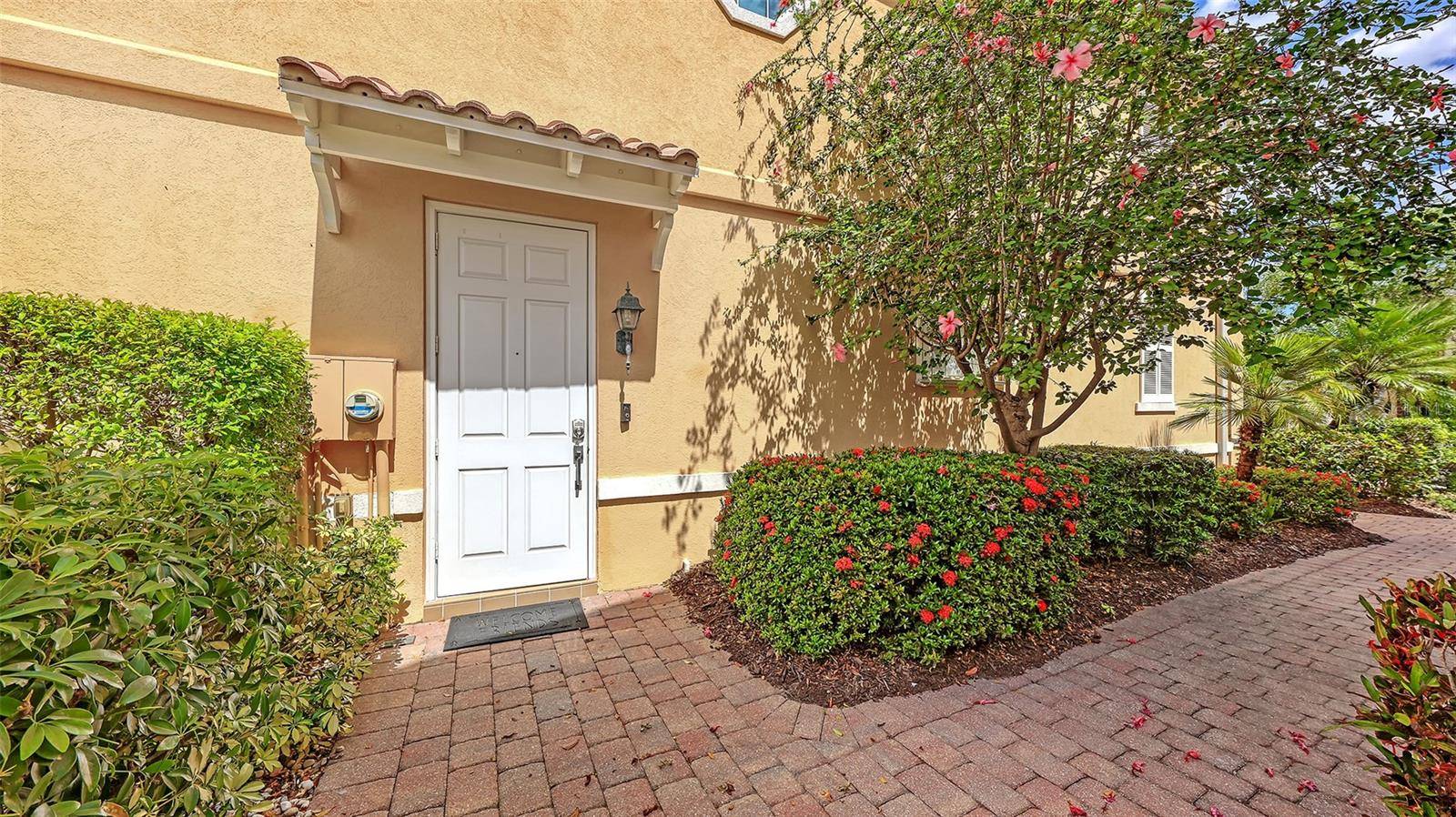 1586 DORGALI DR, Sarasota, FL 34238