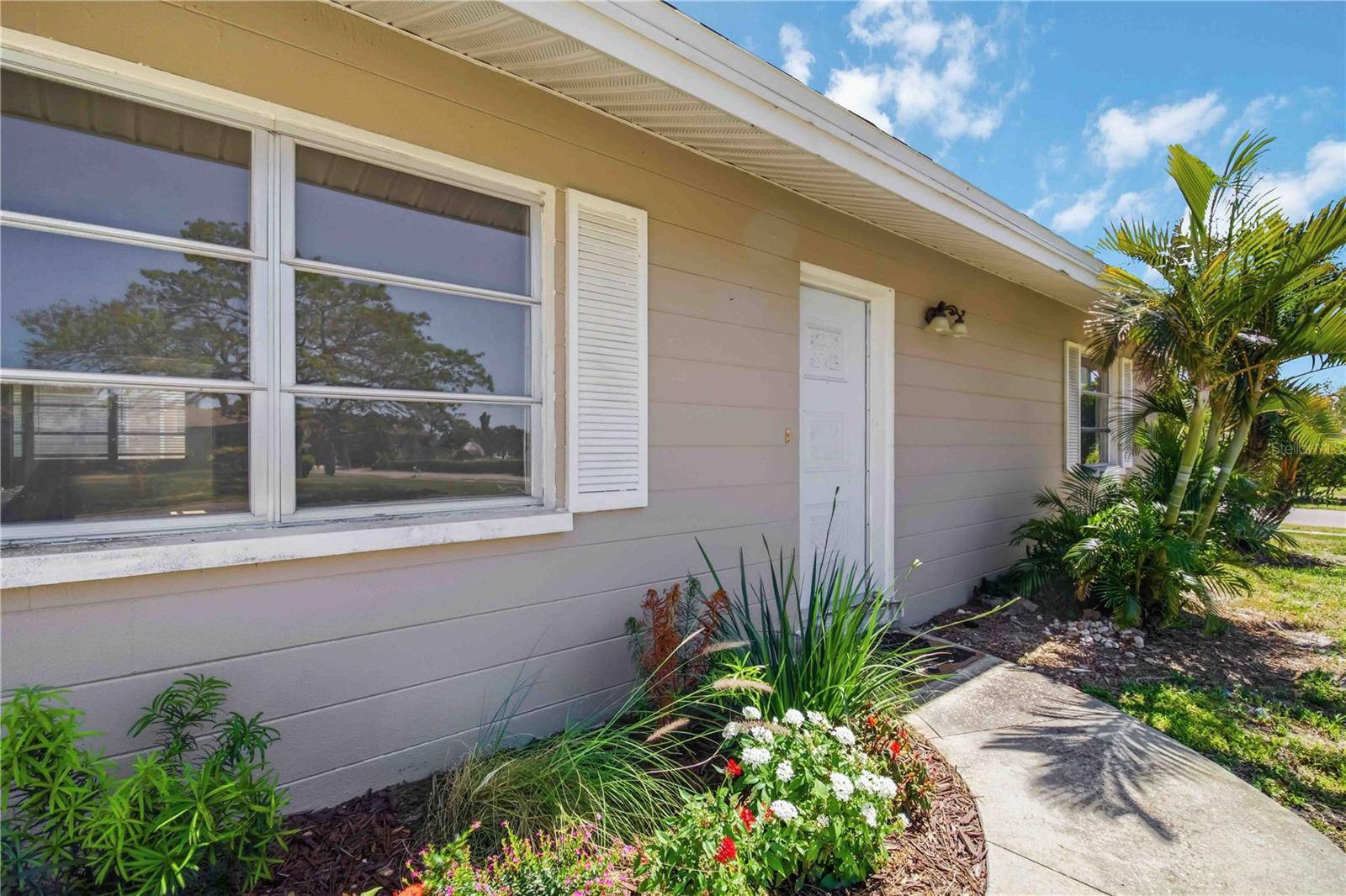 304 LANTANA AVE, Sarasota, FL 34243