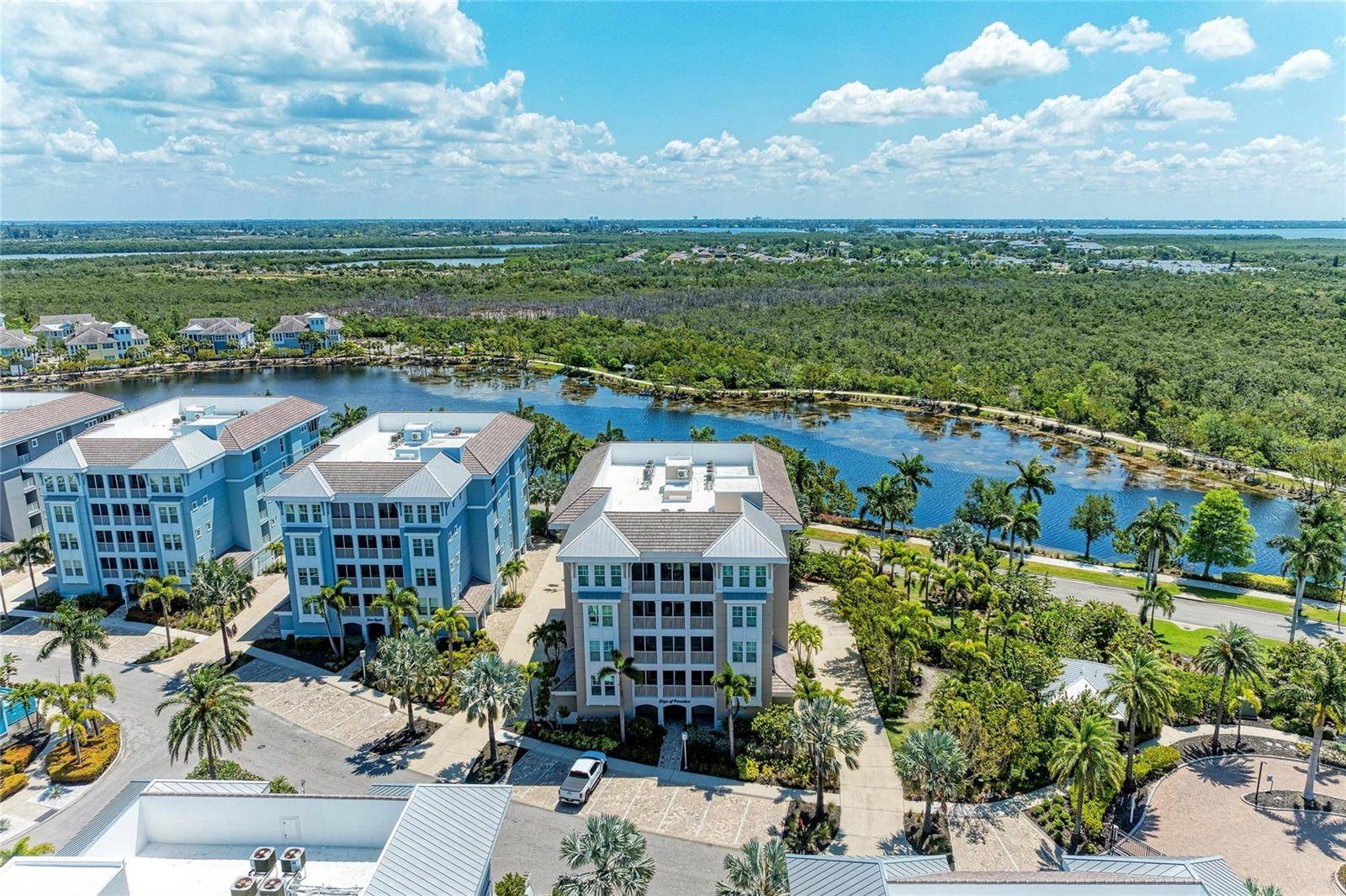 395 ARUBA CIR #402, Bradenton, FL 34209
