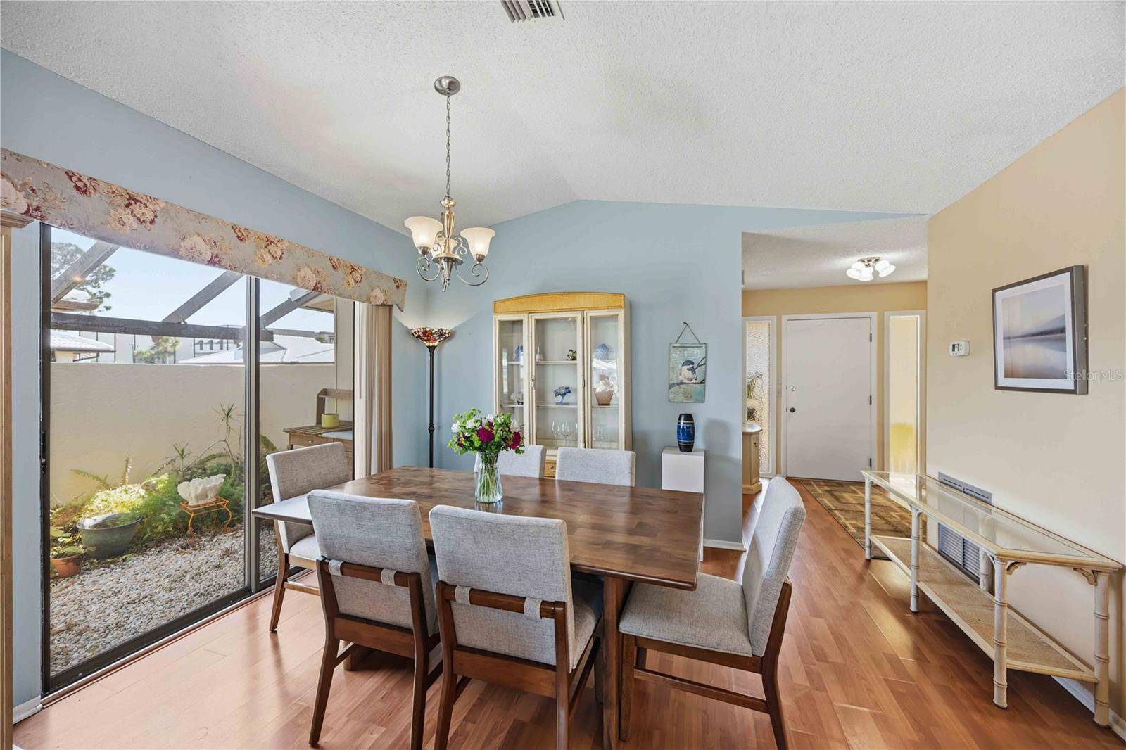38 PEBBLE ROCK DR, Venice, FL 34293