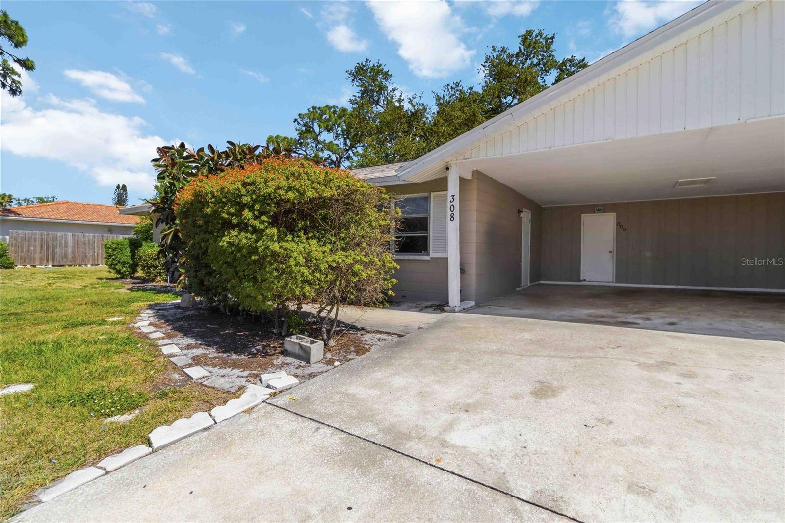308 LANTANA AVE, Sarasota, FL 34243