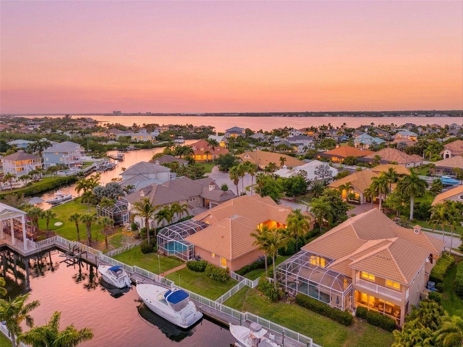 4714 MAINSAIL DR, Bradenton, FL 34208
