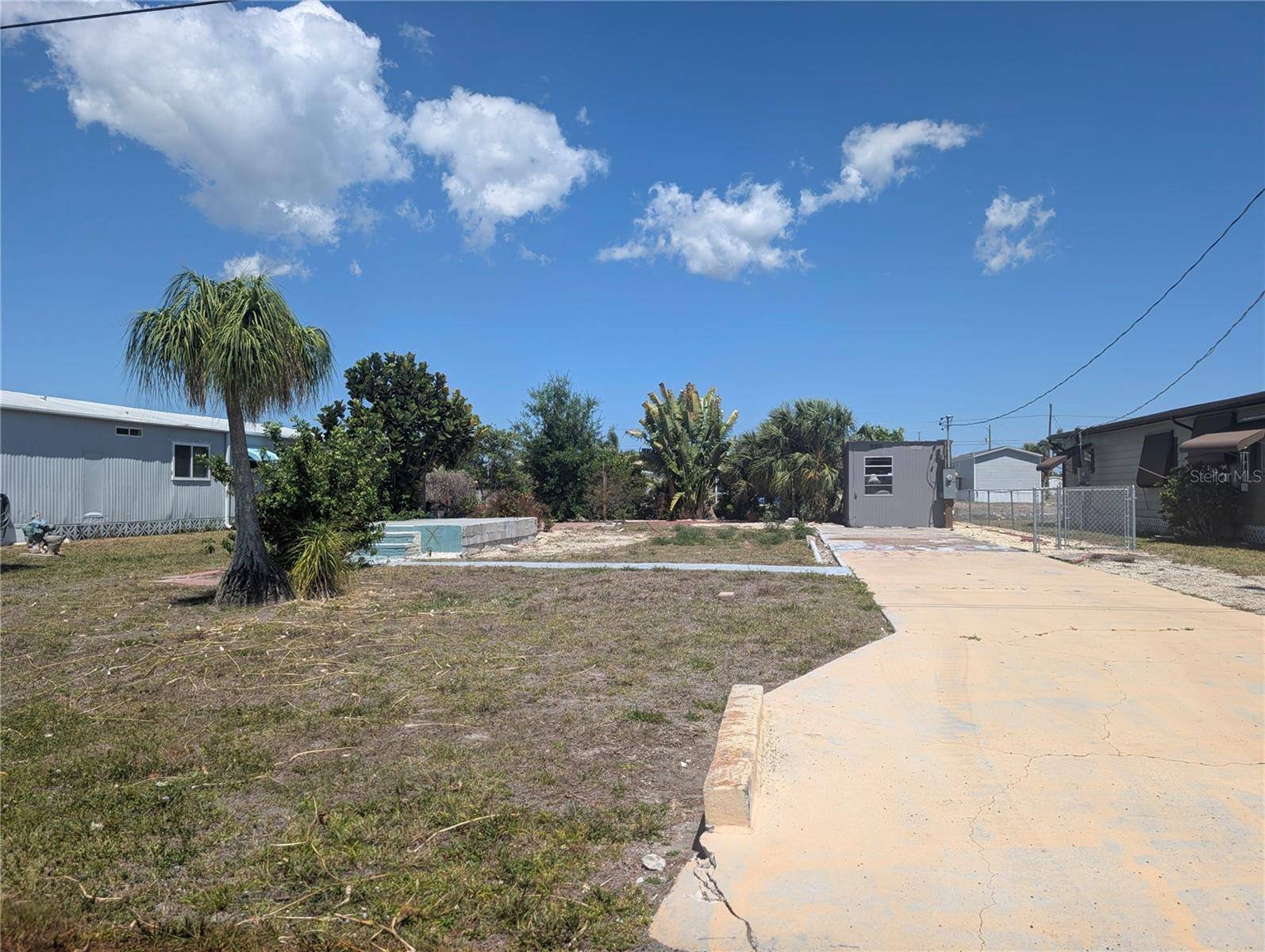 1273 KINGFISHER DR, Englewood, FL 34224