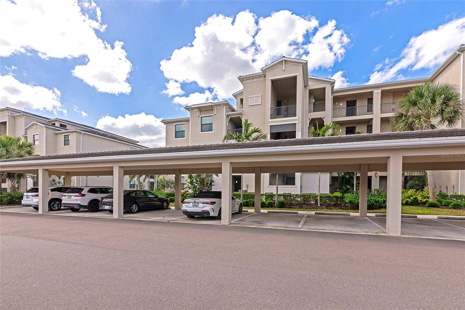 18008 GAWTHROP DR #101, Lakewood Ranch, FL 34211