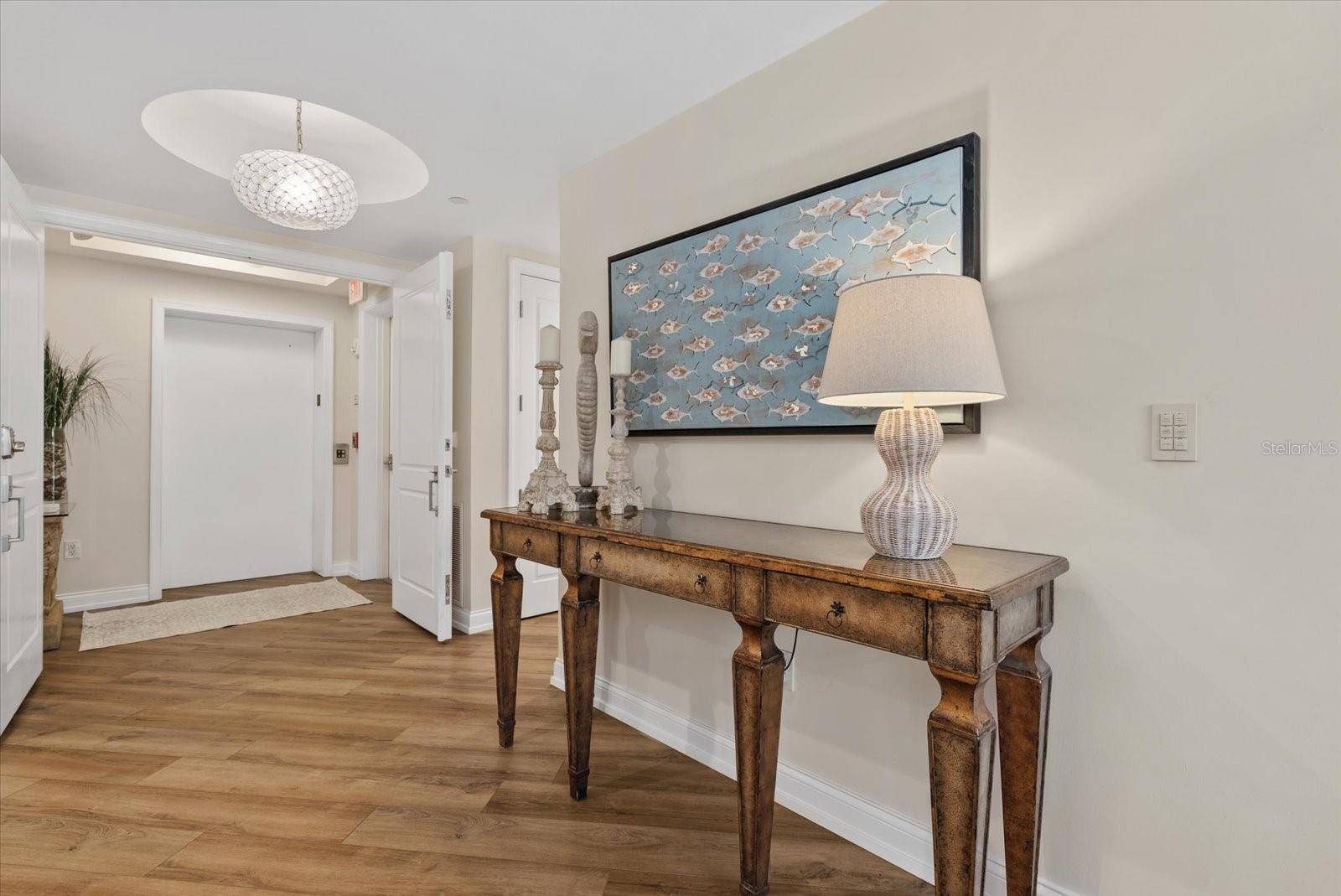 128 GOLDEN GATE PT #202A, Sarasota, FL 34236