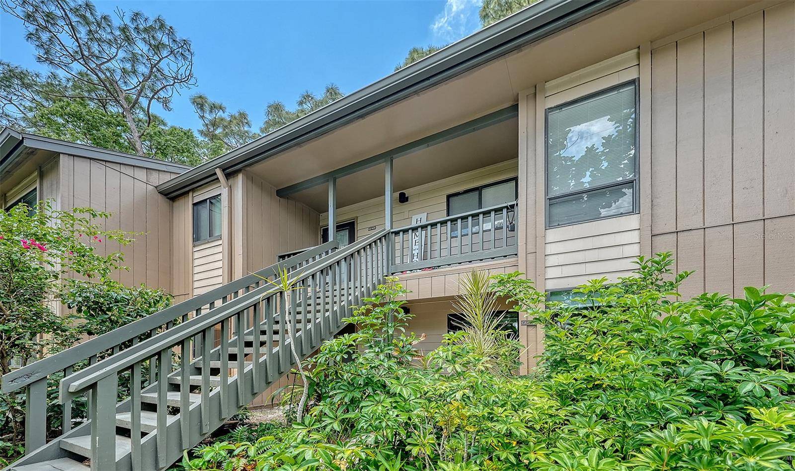 1720 GLENHOUSE DR #326, Sarasota, FL 34231