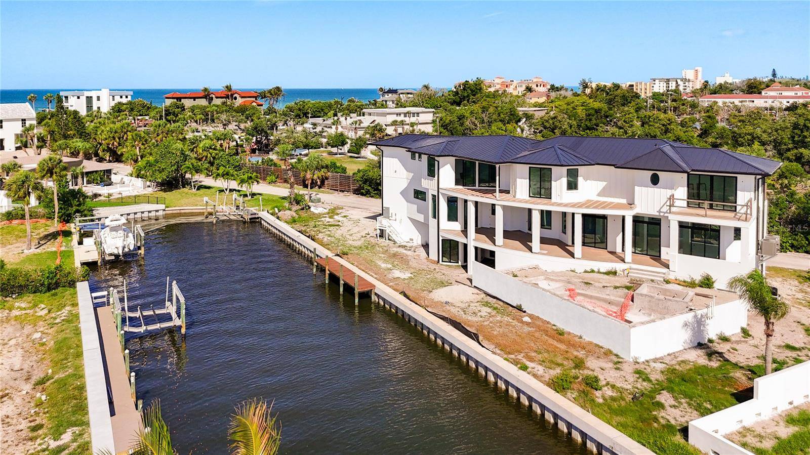 530 JESSMYTH DR, Longboat Key, FL 34228