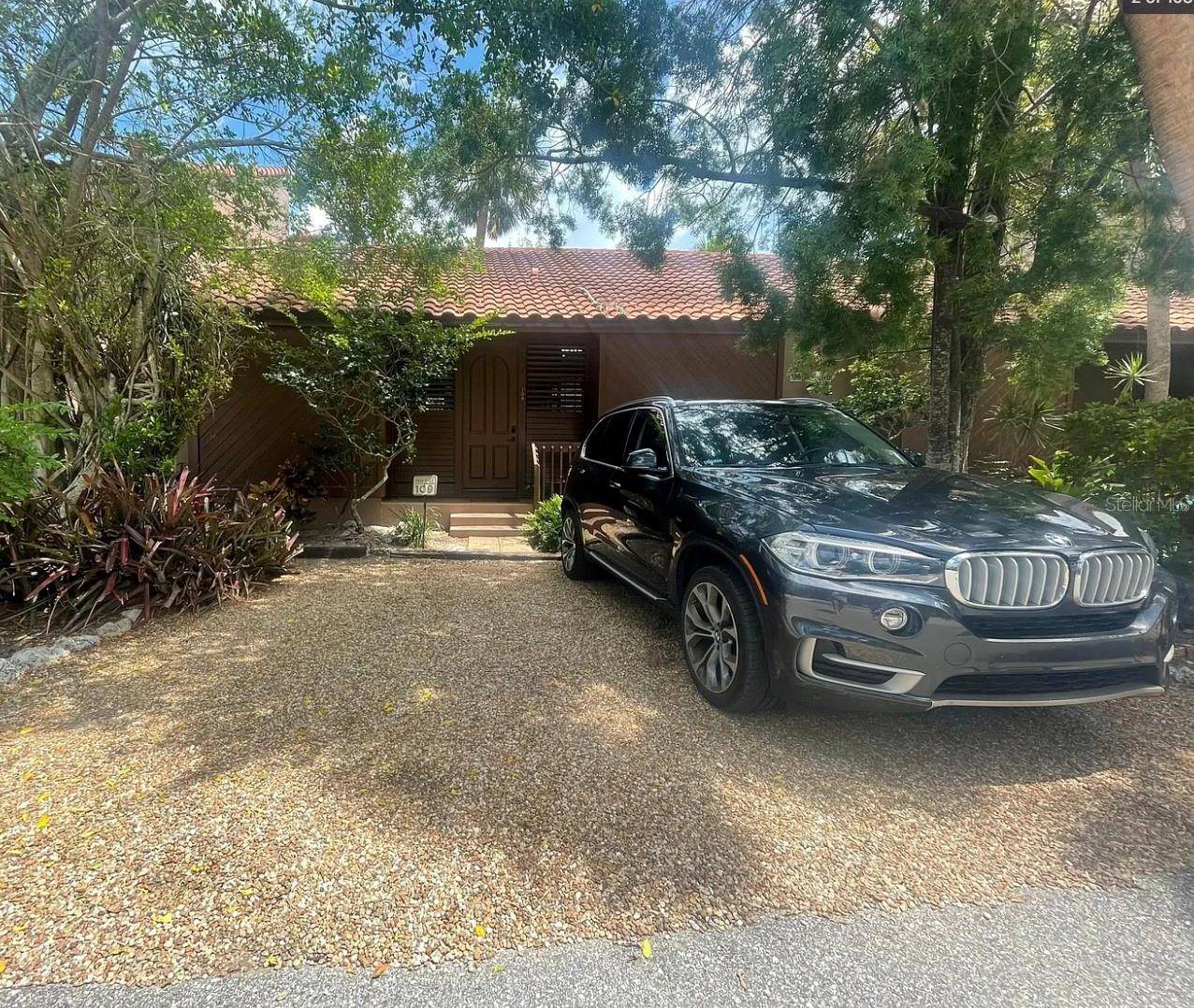 Address not disclosed, Sarasota, FL 34242