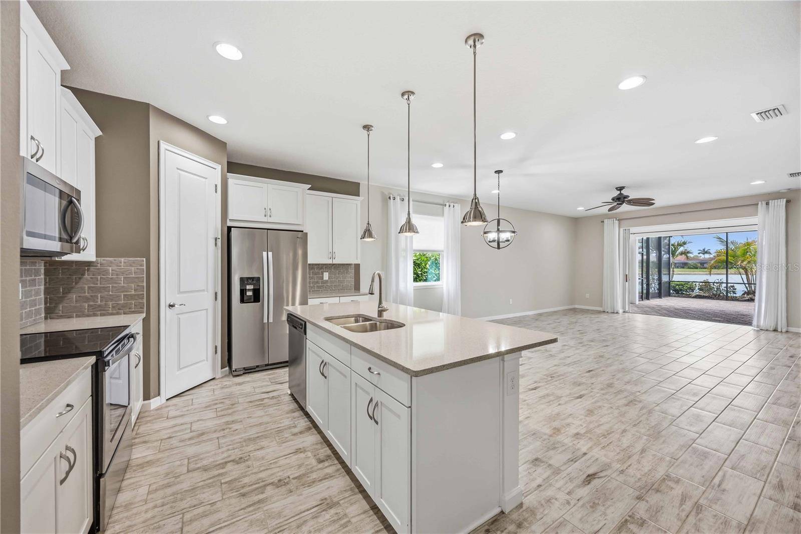 11516 RENAISSANCE BLVD, Venice, FL 34293