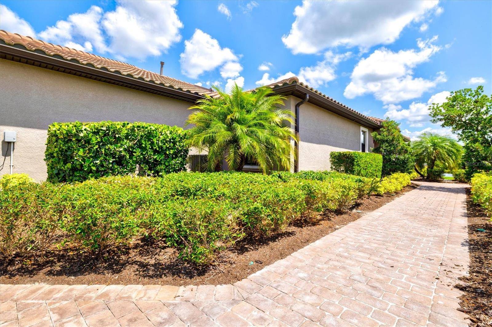 10254 MORNING MIST LN, Sarasota, FL 34241