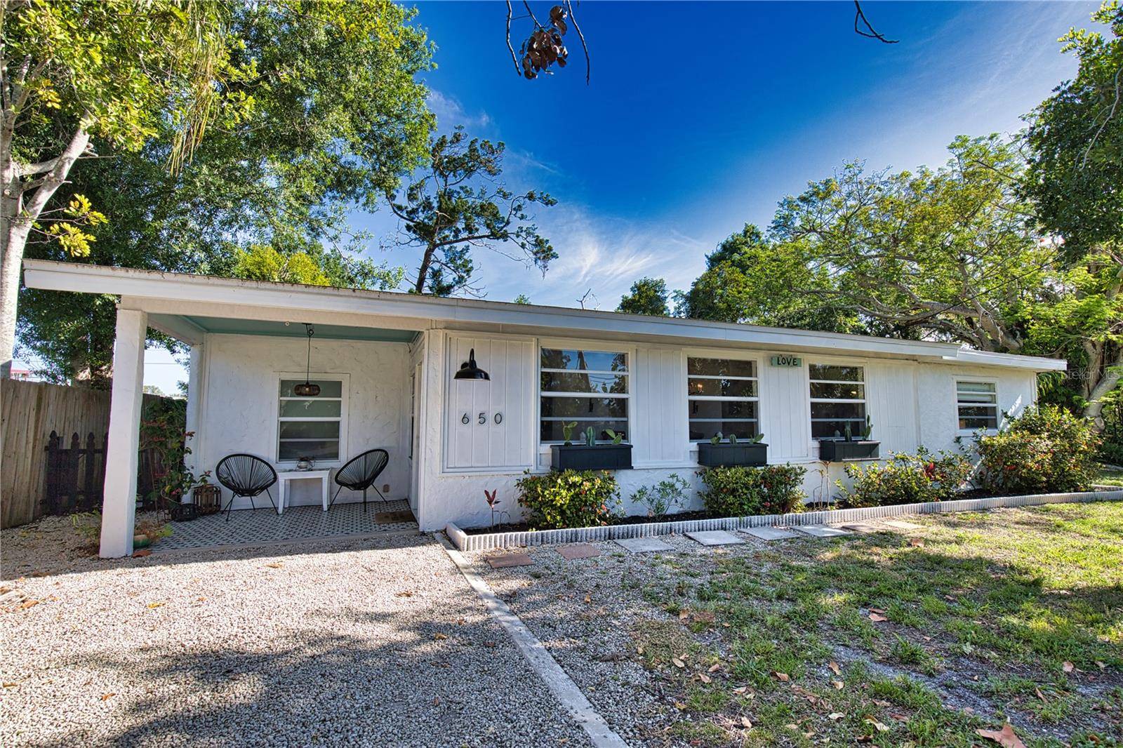650 EDWARDS ST, Englewood, FL 34223