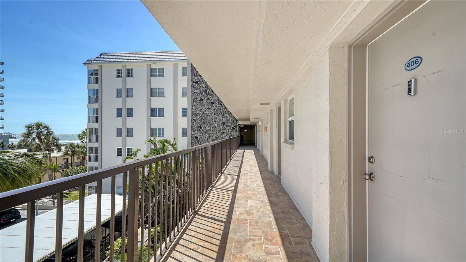 800 BENJAMIN FRANKLIN DR #406, Sarasota, FL 34236