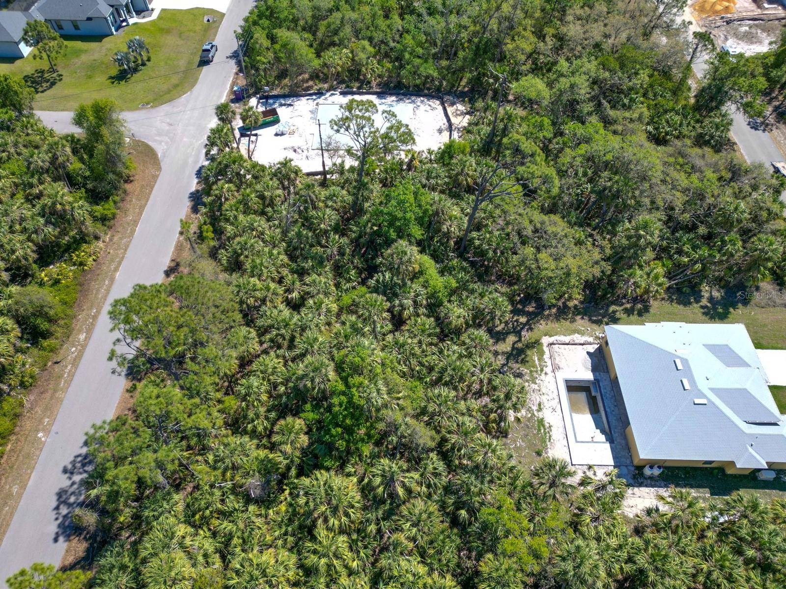 LEESBURG AVE, North Port, FL 34288