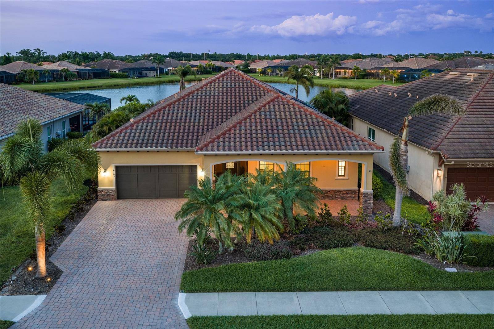 4703 TOBERMORY WAY, Bradenton, FL 34211