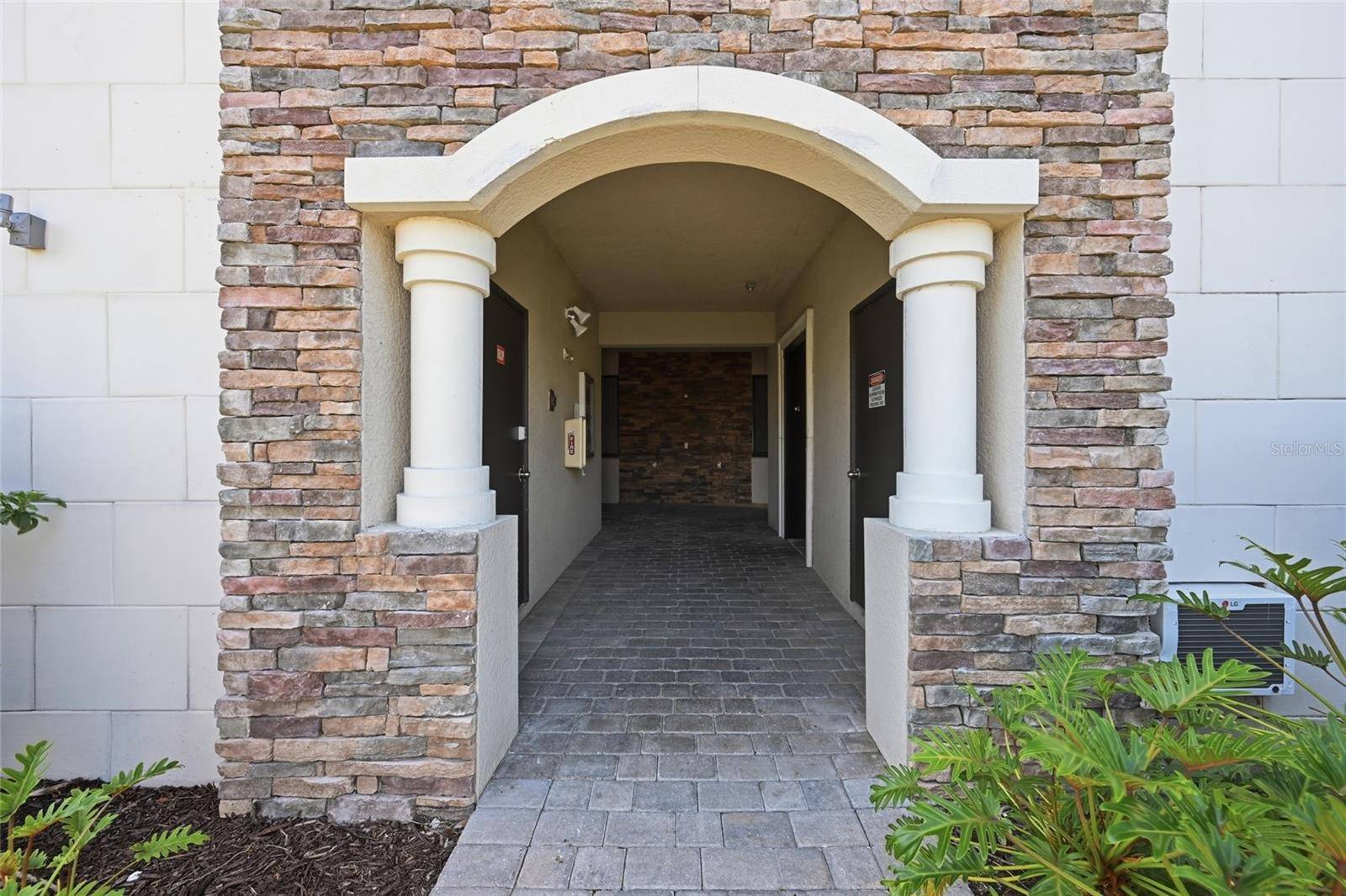 16904 VARDON TER #205, Lakewood Ranch, FL 34211