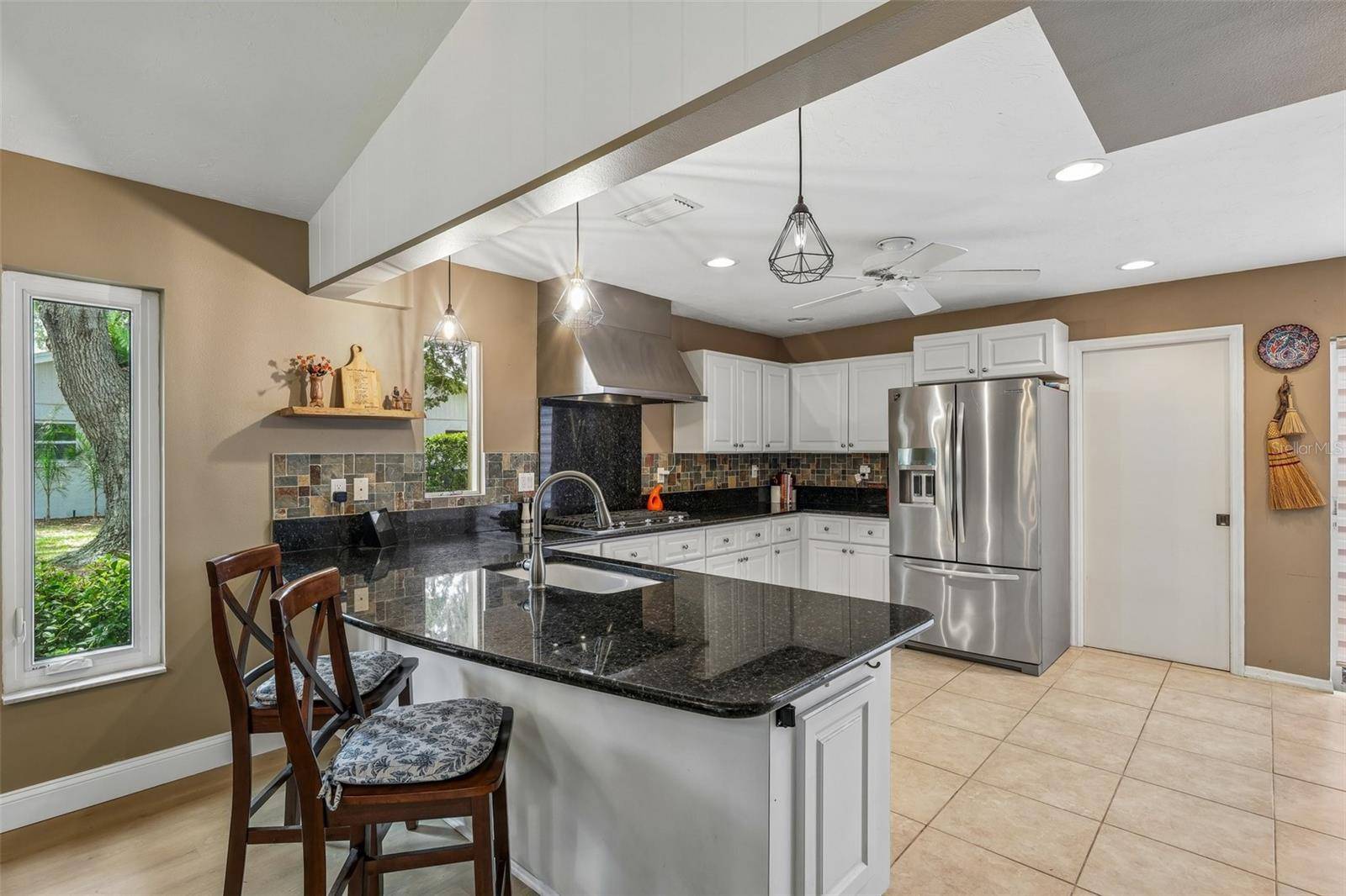 3757 COUNTRYSIDE RD, Sarasota, FL 34233