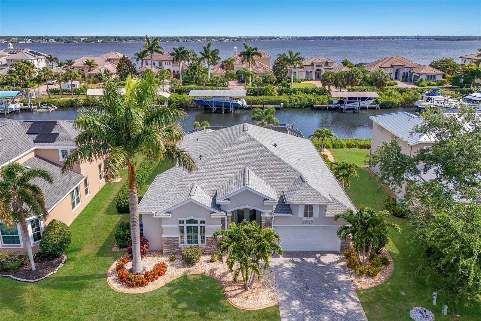 3707 5TH AVE NE, Bradenton, FL 34208