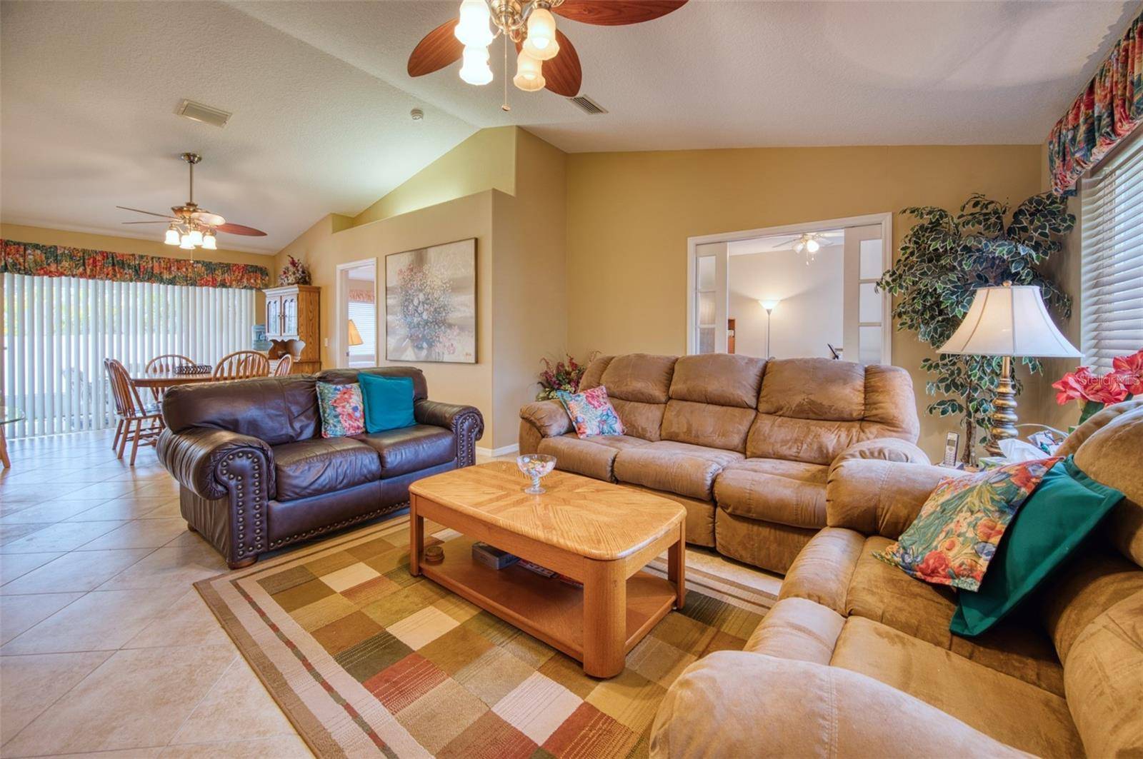 541 FALKLAND RD, Venice, FL 34293