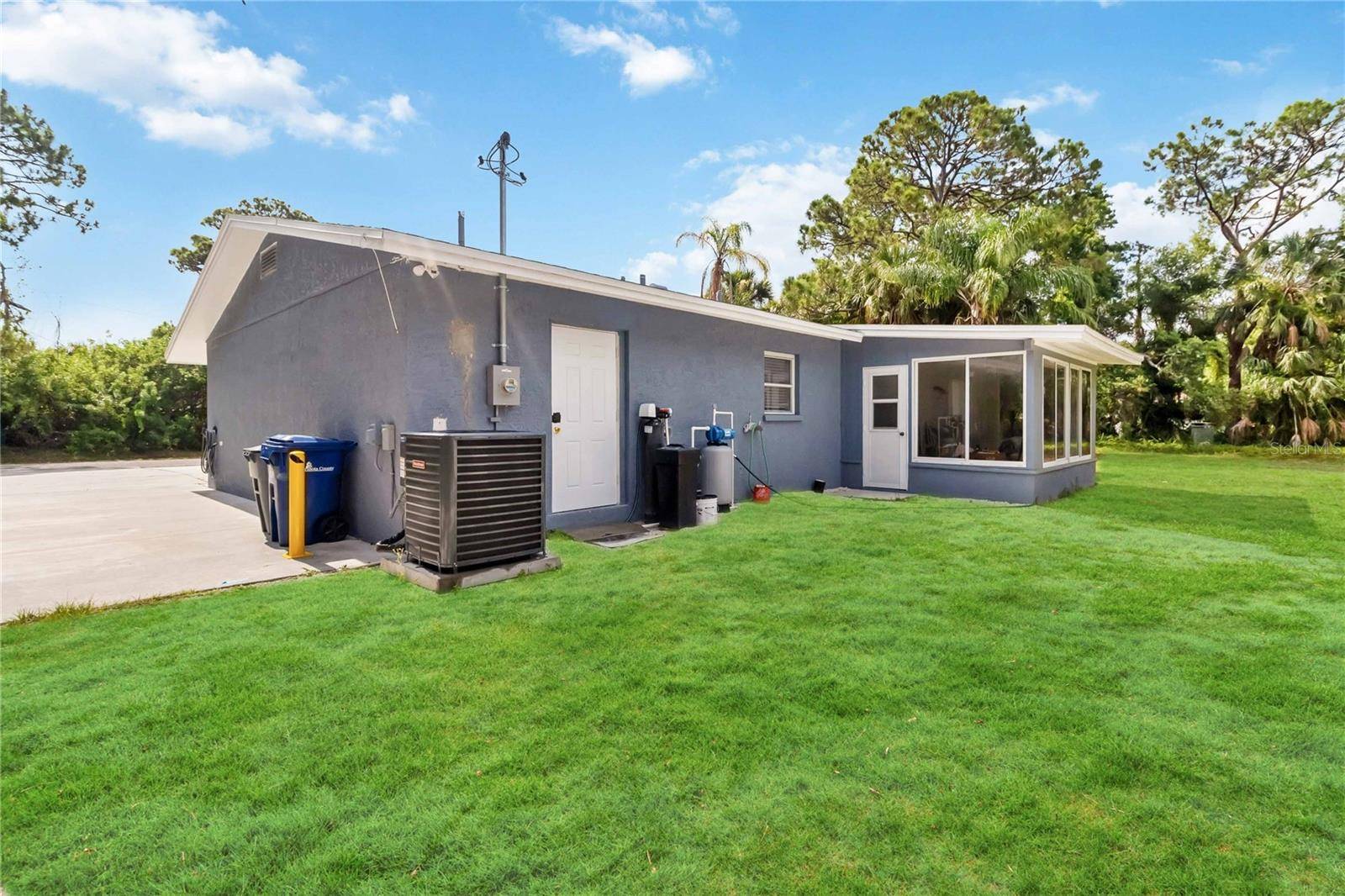 526 CONRAD RD, Venice, FL 34293