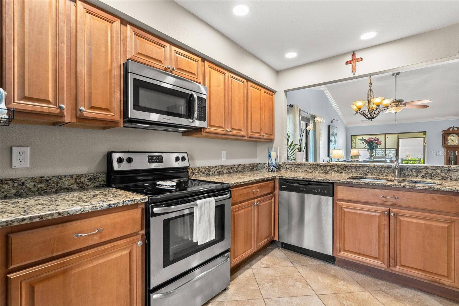 2723 60TH AVENUE DR W #2723, Bradenton, FL 34207